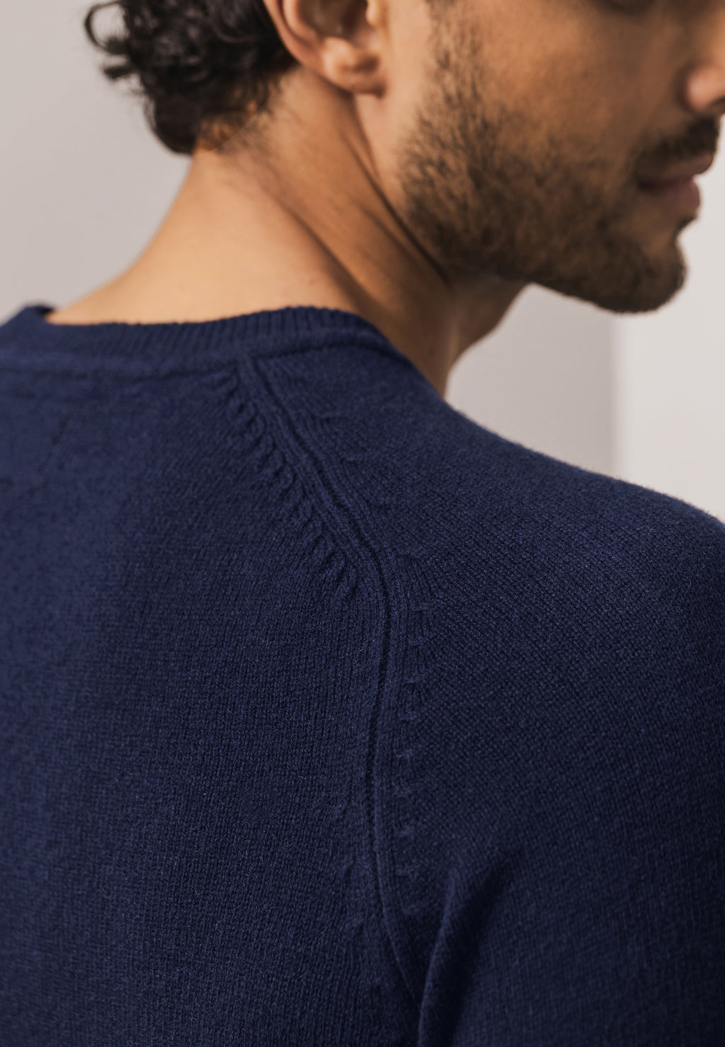 Lambswool jumper with saddle sleeves