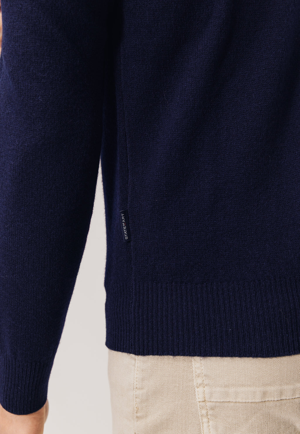 Jumper made of lambswool with V-neck
