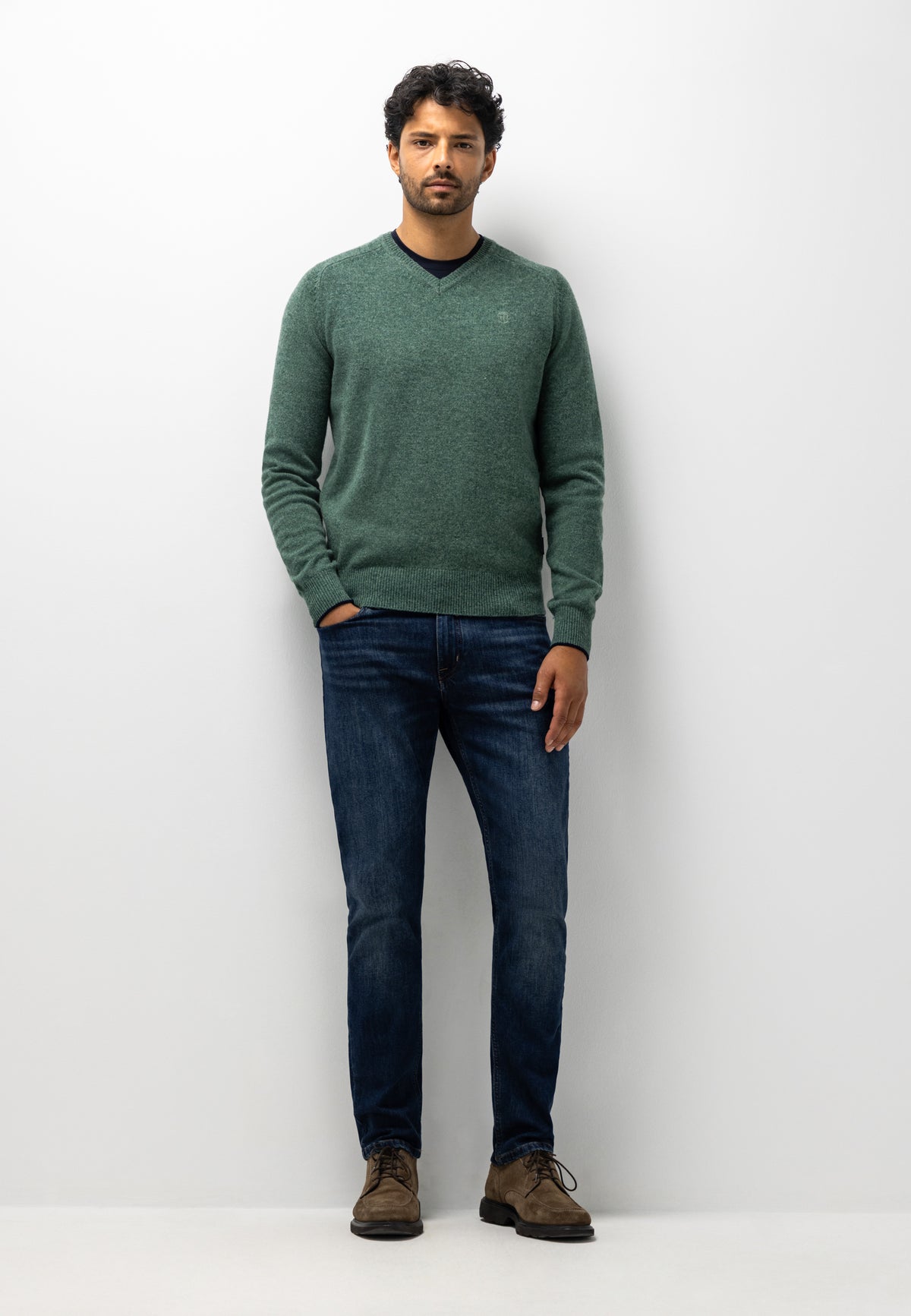 Lambswool V-neck jumper