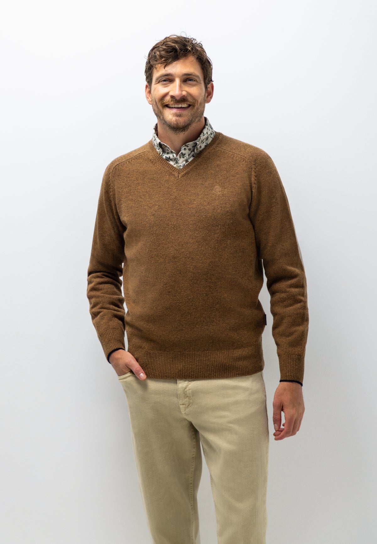 Lambswool V-neck jumper