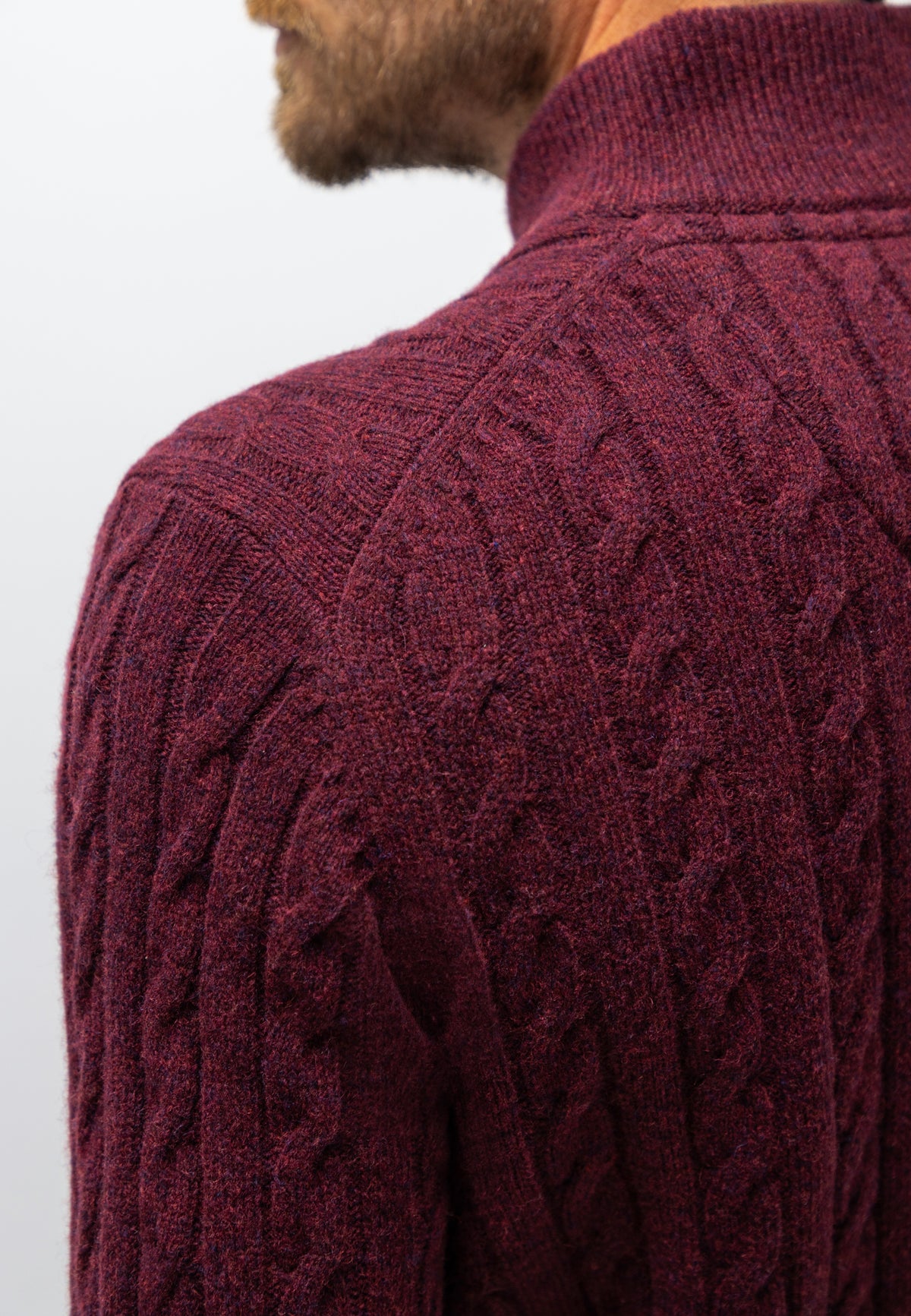 Cable-knit jumper with half zip