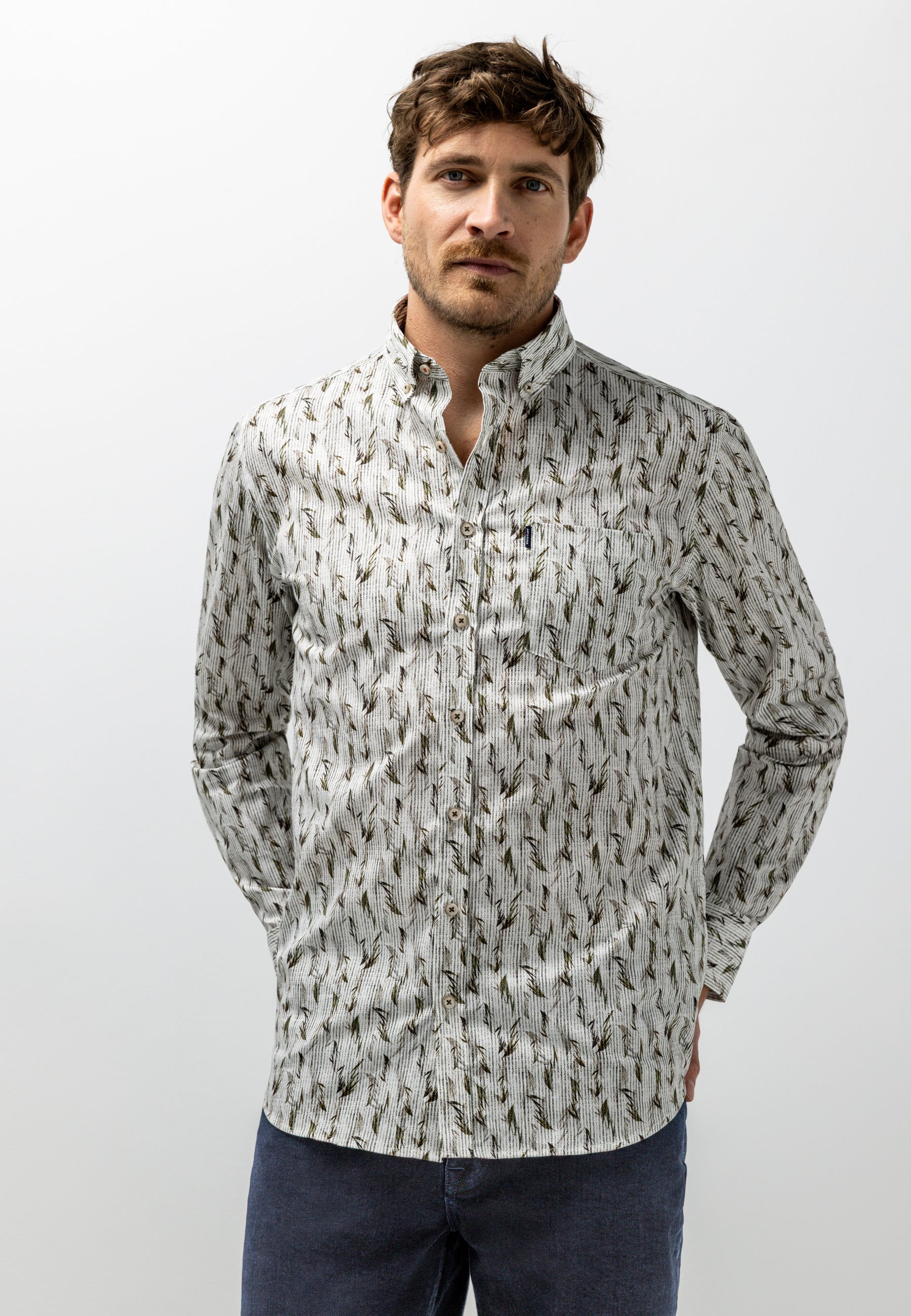 Chemise à imprimé botanique intégral