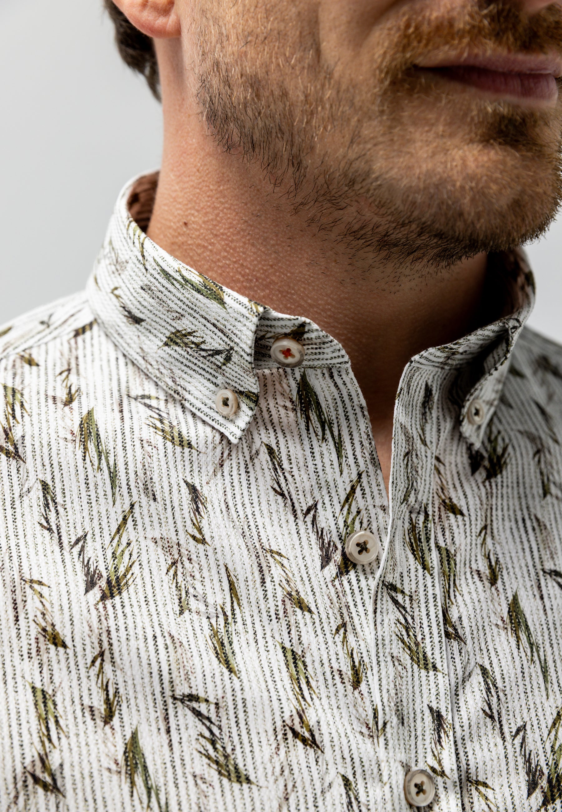 Chemise à imprimé botanique intégral