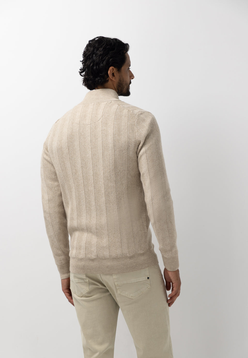 Strickjacke aus Lammwollmischung