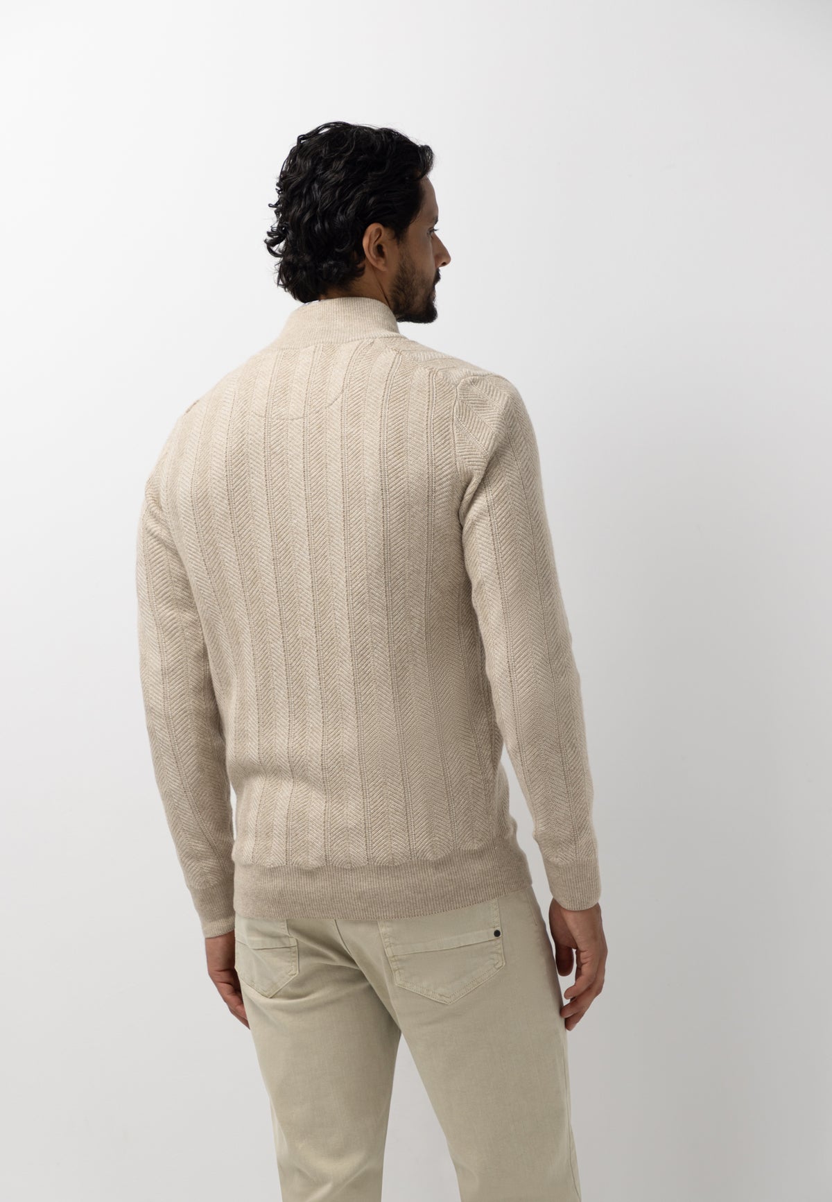 Strickjacke aus Lammwollmischung