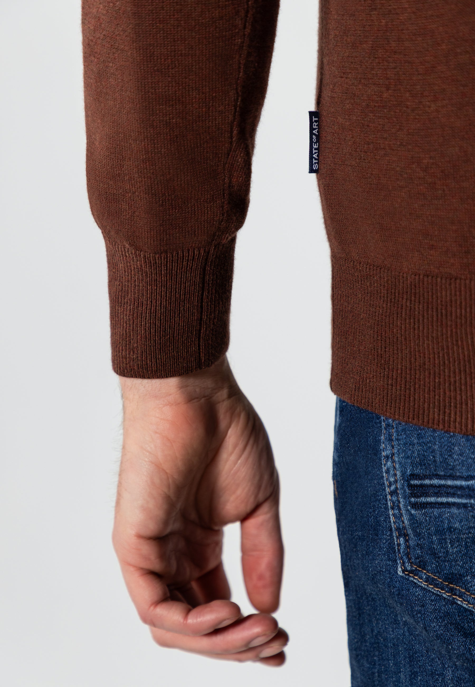 Pull en coton biologique à col V