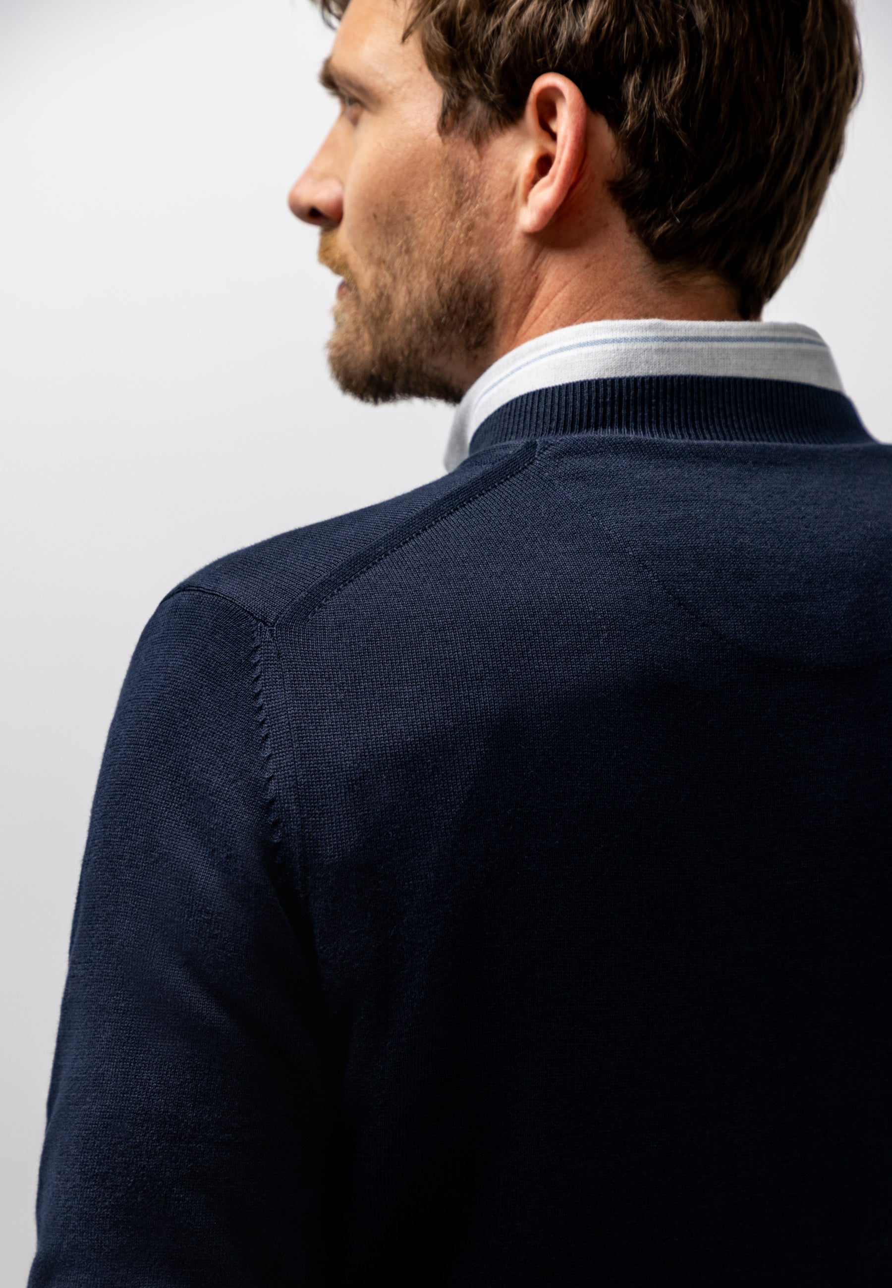 Organic cotton V-neck jumper