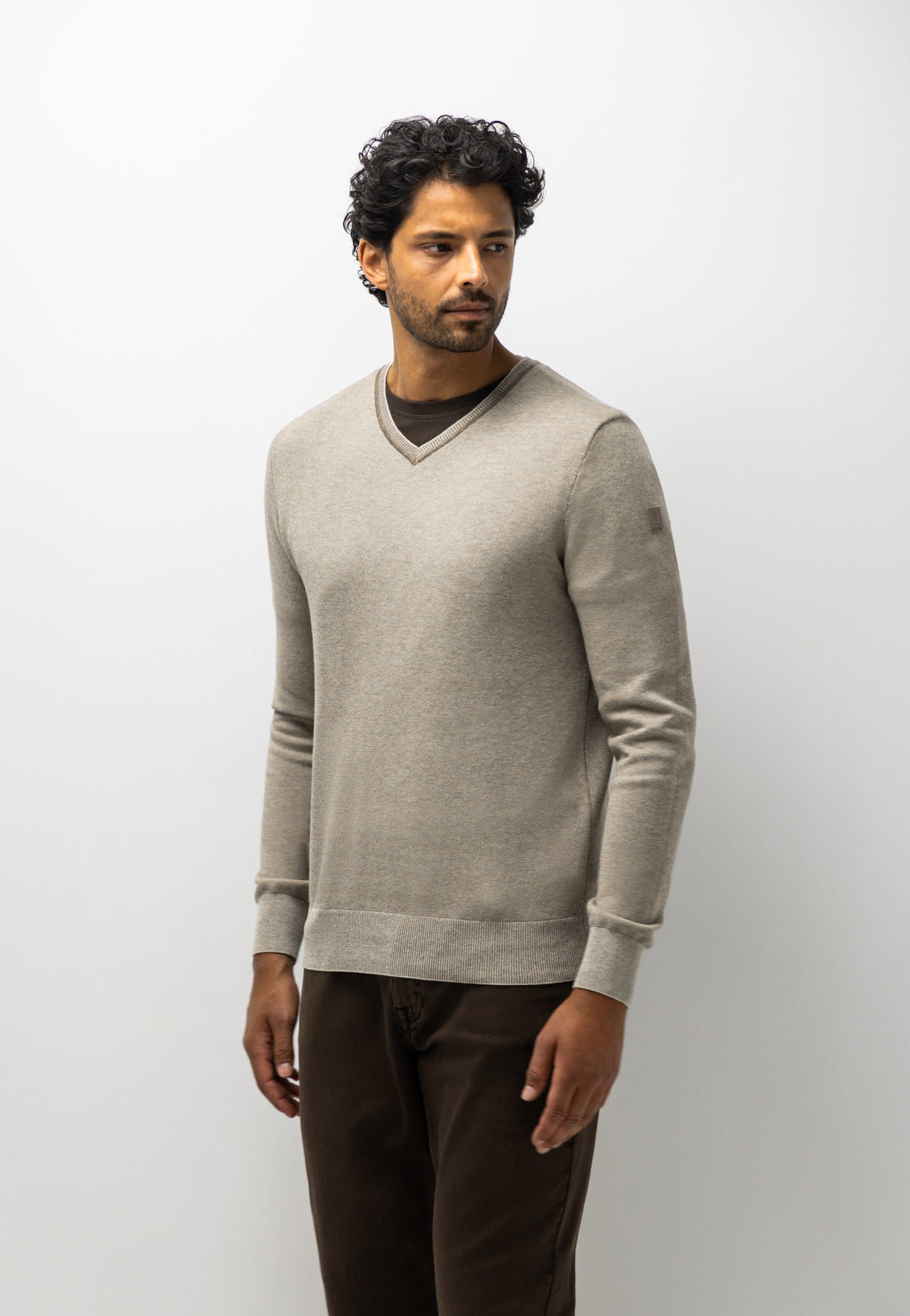 Pull Oxford à badge en caoutchouc