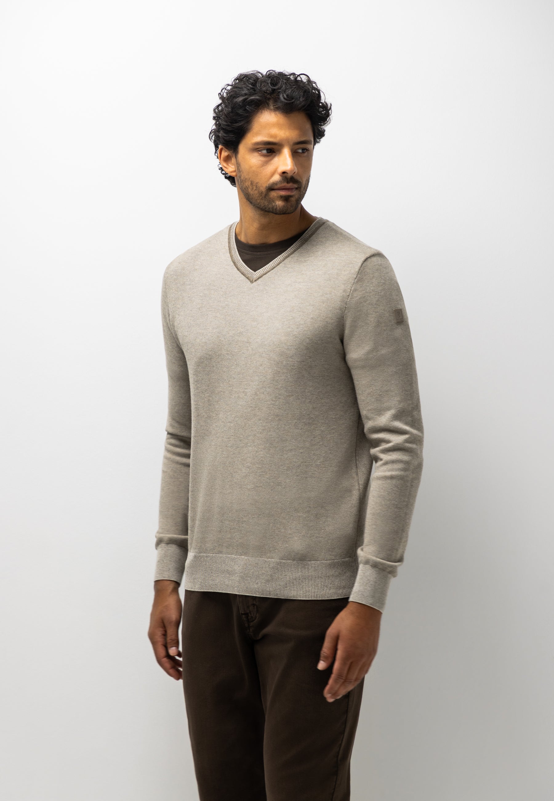 Pull Oxford à badge en caoutchouc