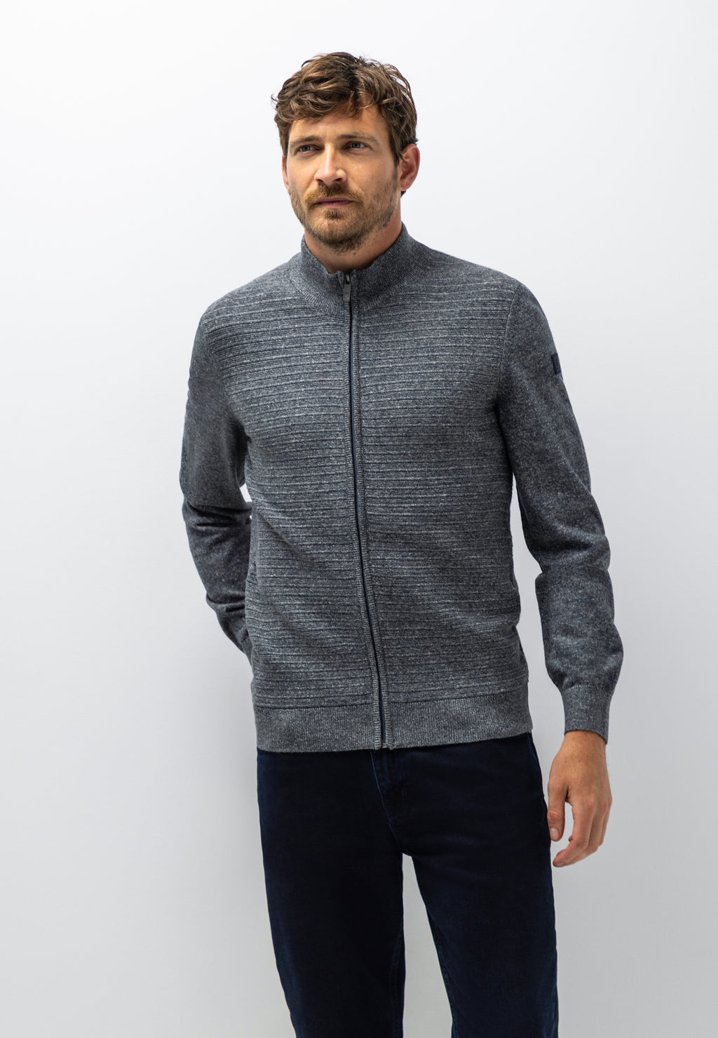 Vest met structuurpatroon