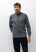 Vest met structuurpatroon