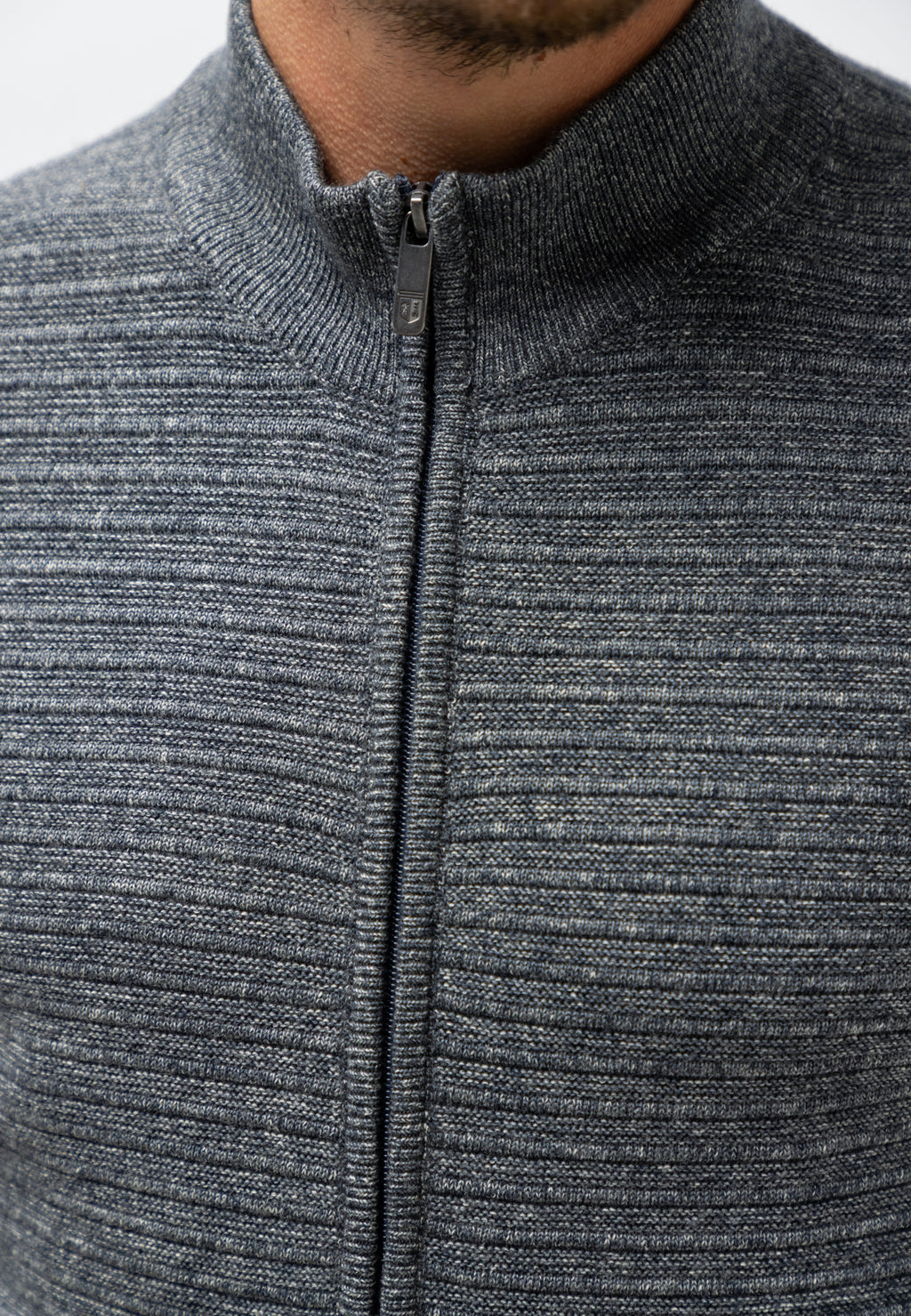 Vest met structuurpatroon