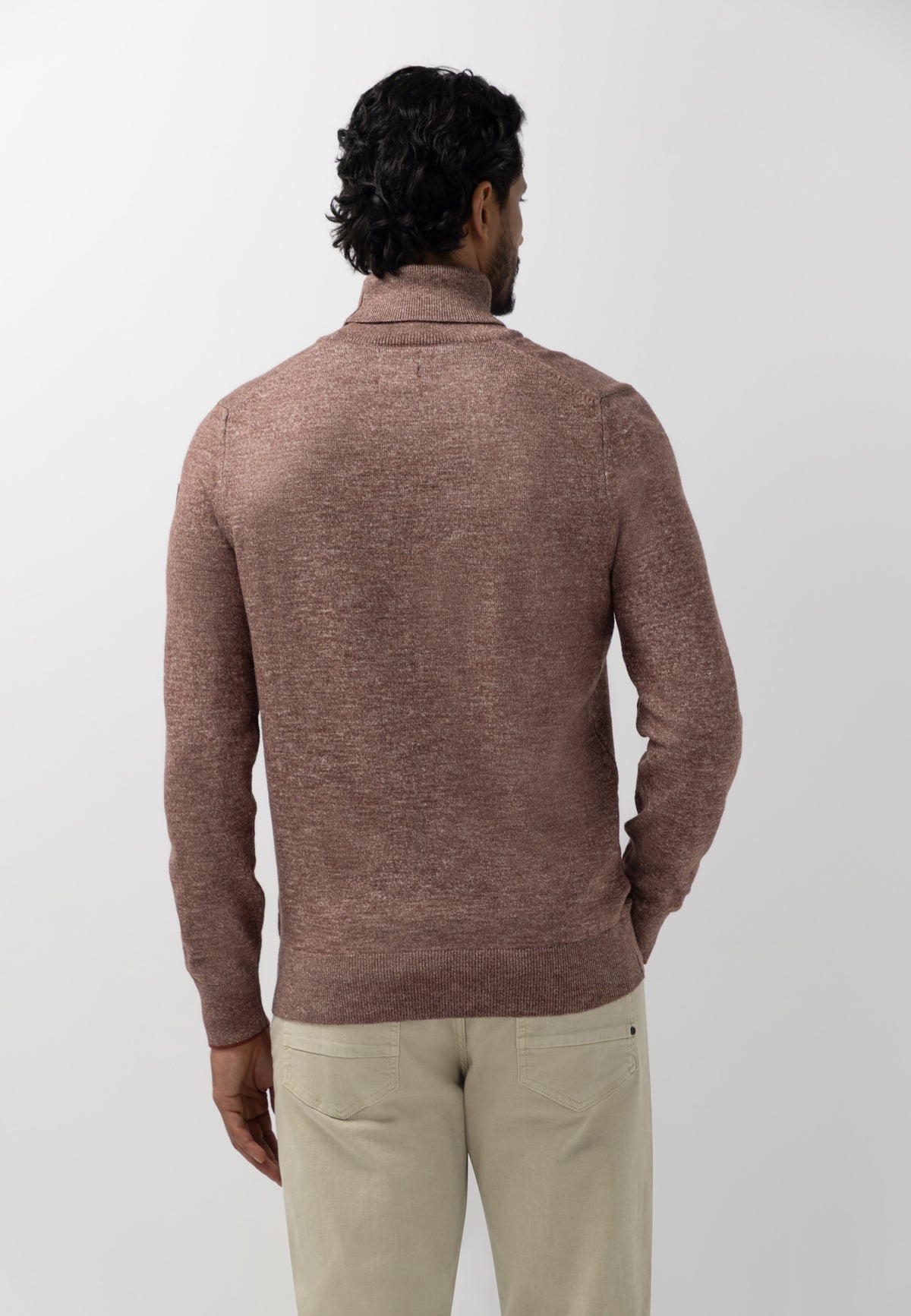 Turtleneck jumper with organic cotton