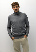 Pull à col roulé avec du coton biologique