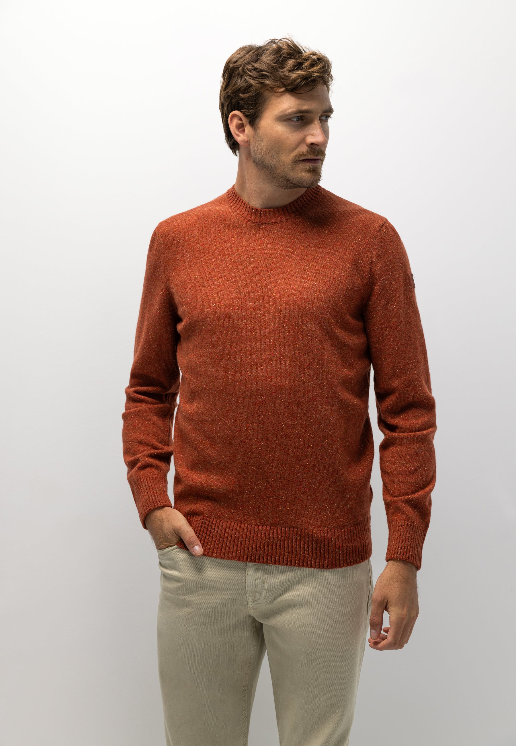 Wool-blend jumper with round neck