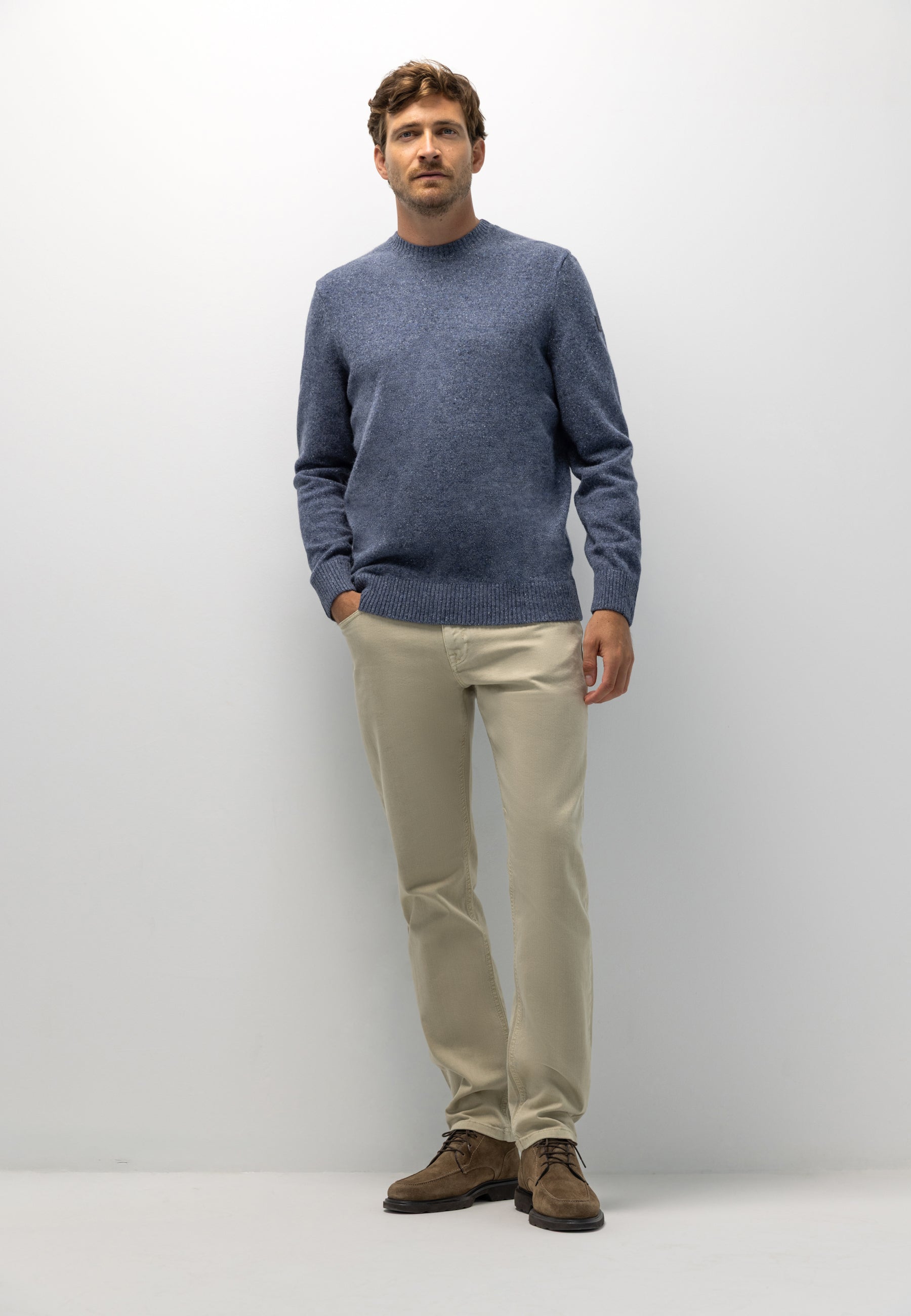 Wool-blend jumper with round neck