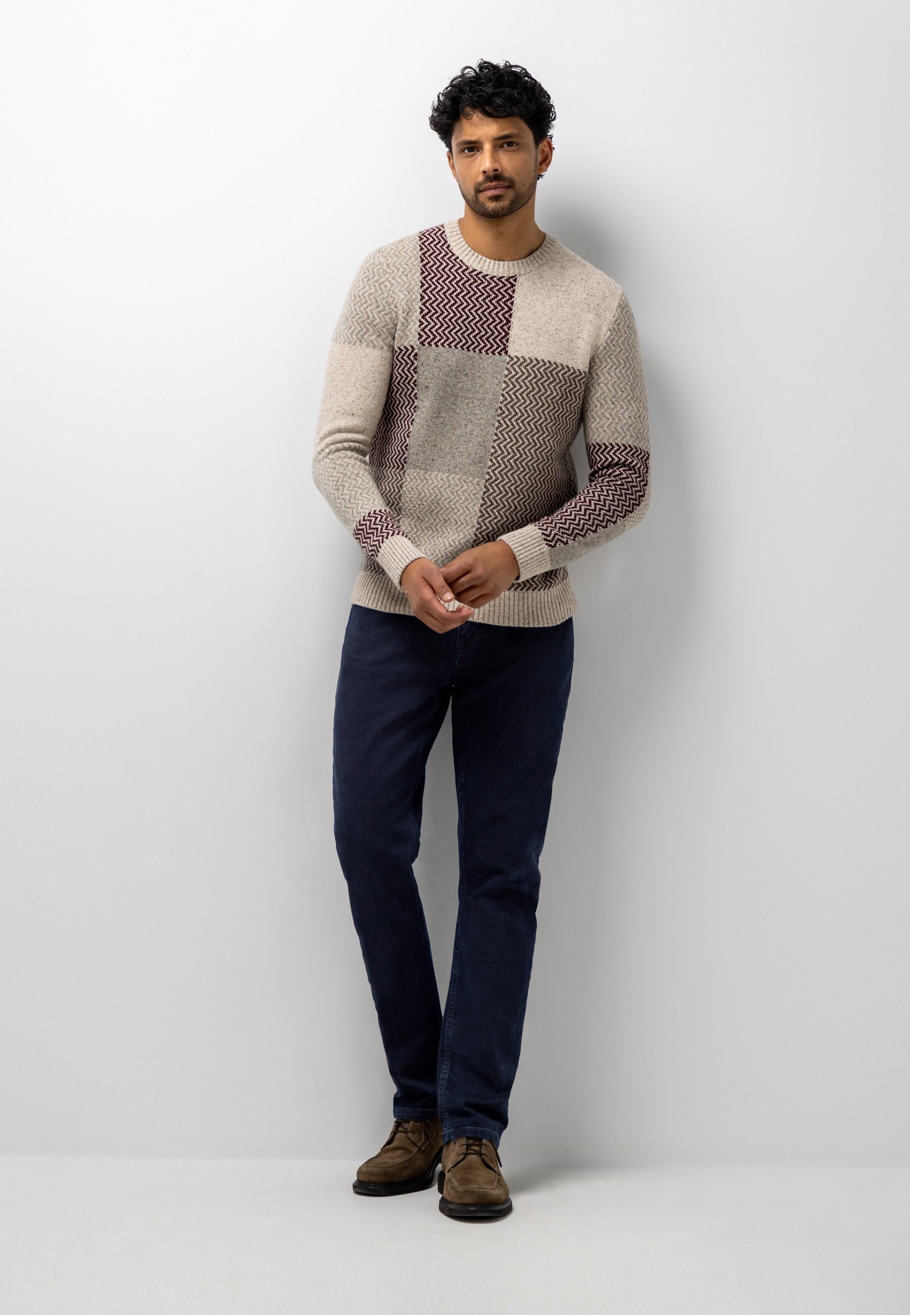 Wool-blend jumper with crew neck