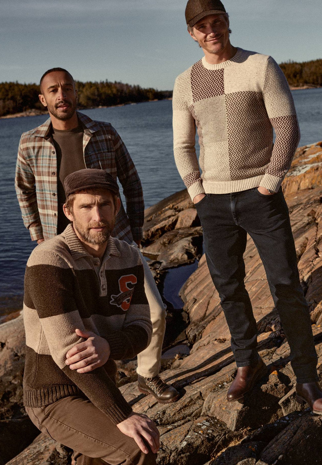 Wool-blend jumper with crew neck