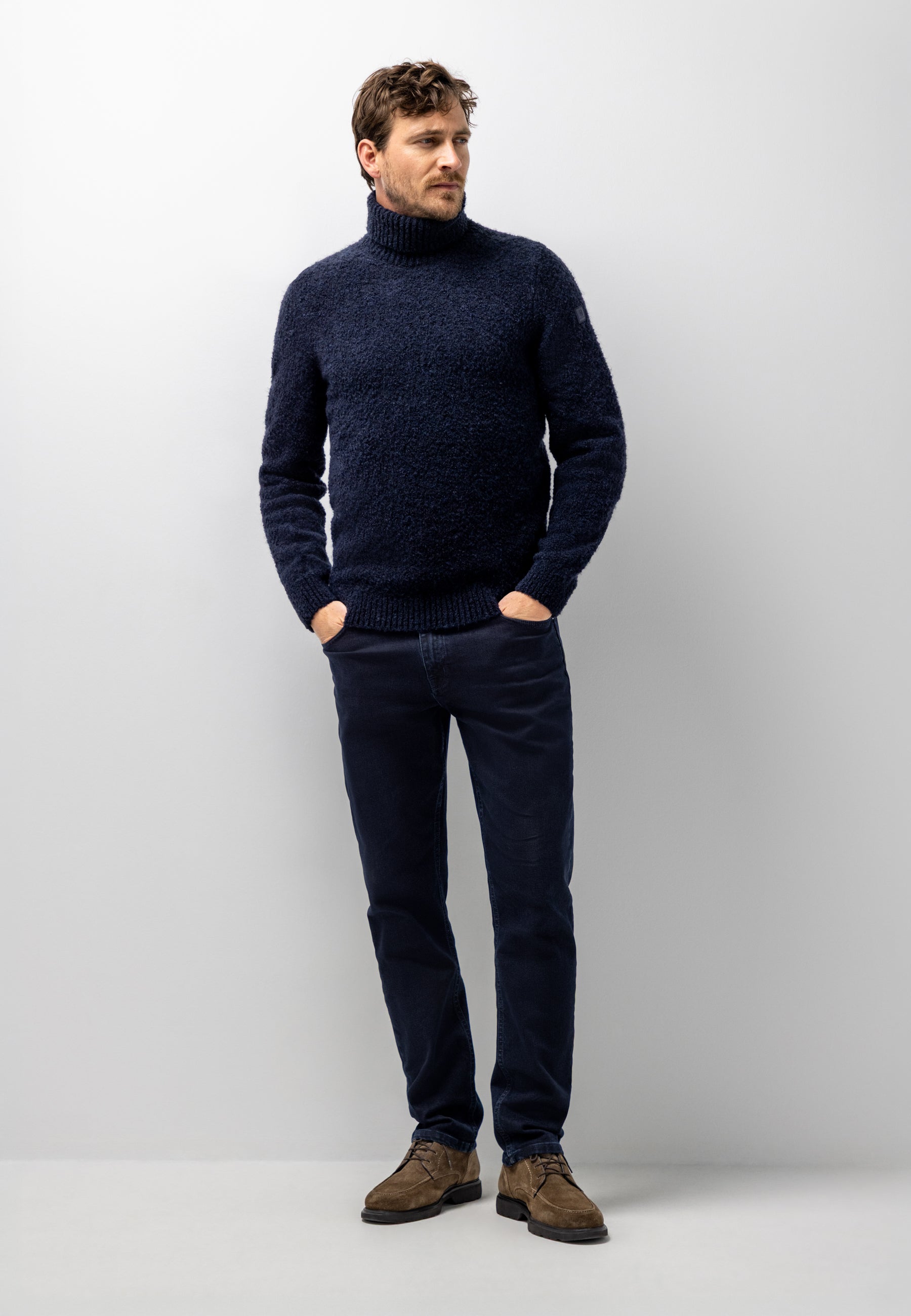 Turtleneck jumper made from bouclé yarn