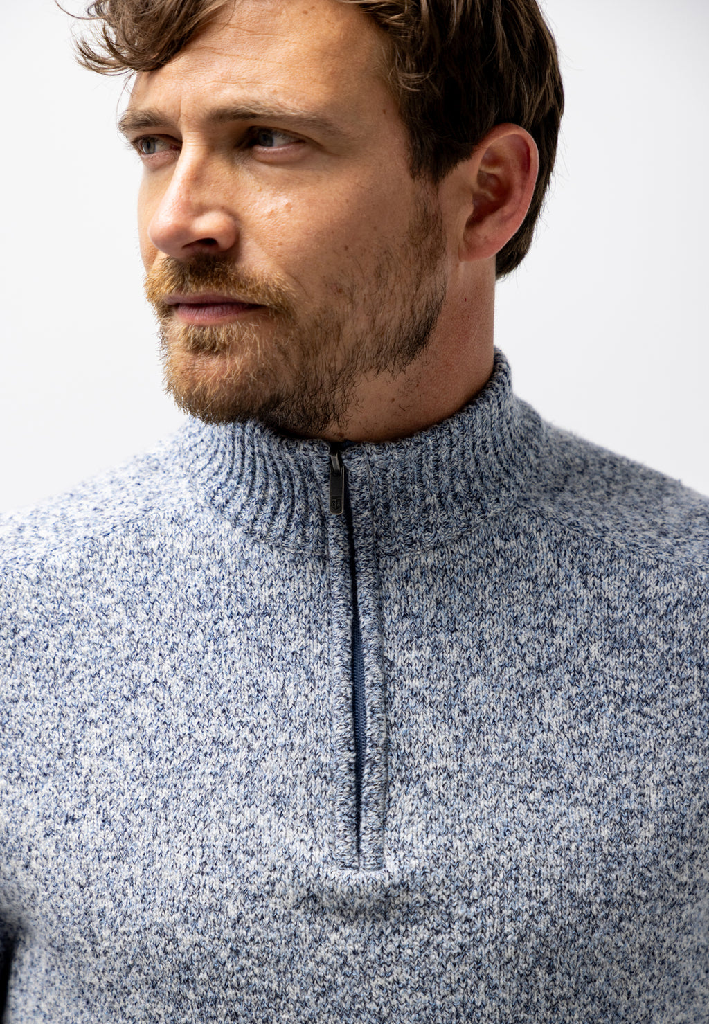 Pull en grosse maille à demi-zip