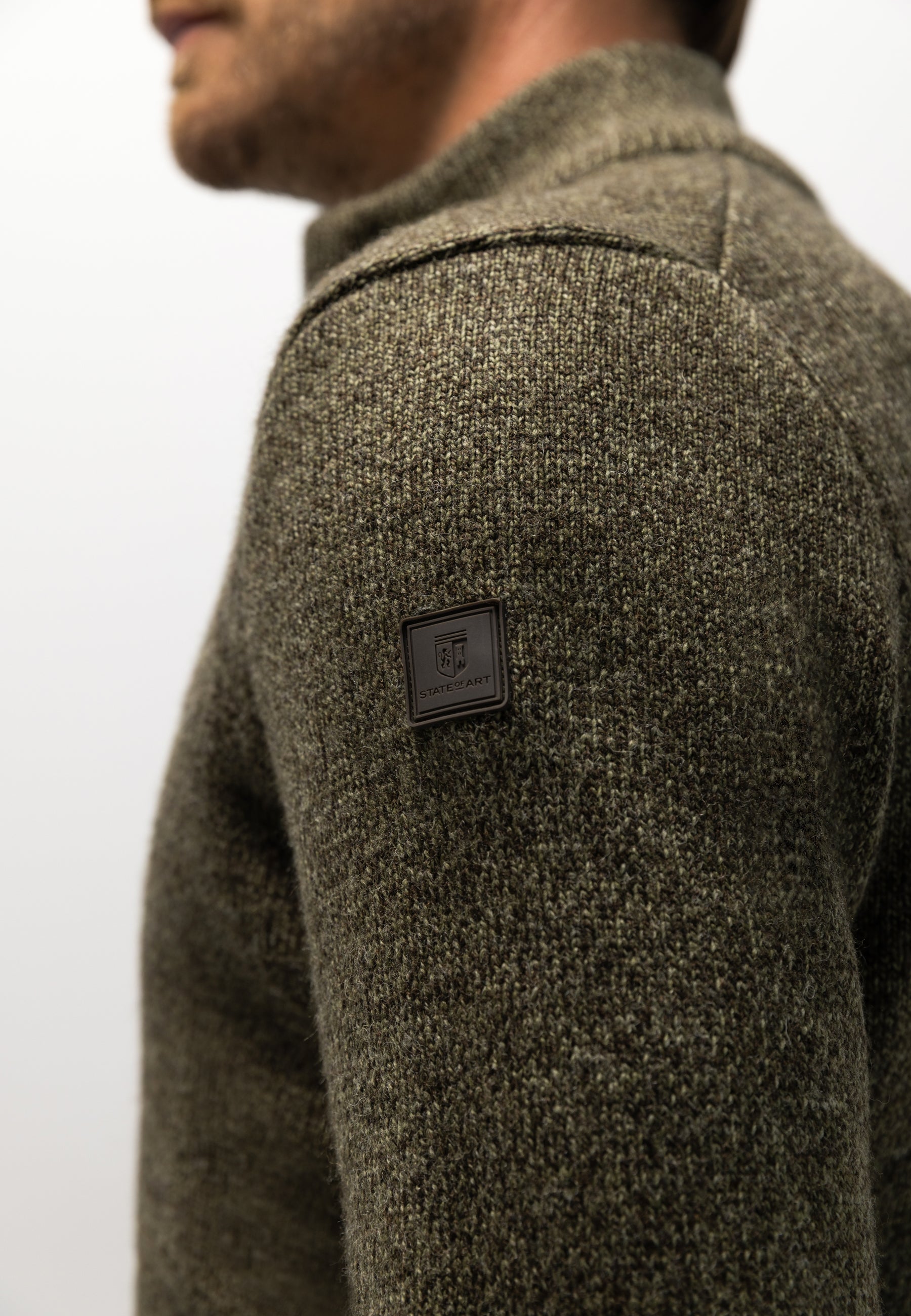 Double-knit cardigan with pockets
