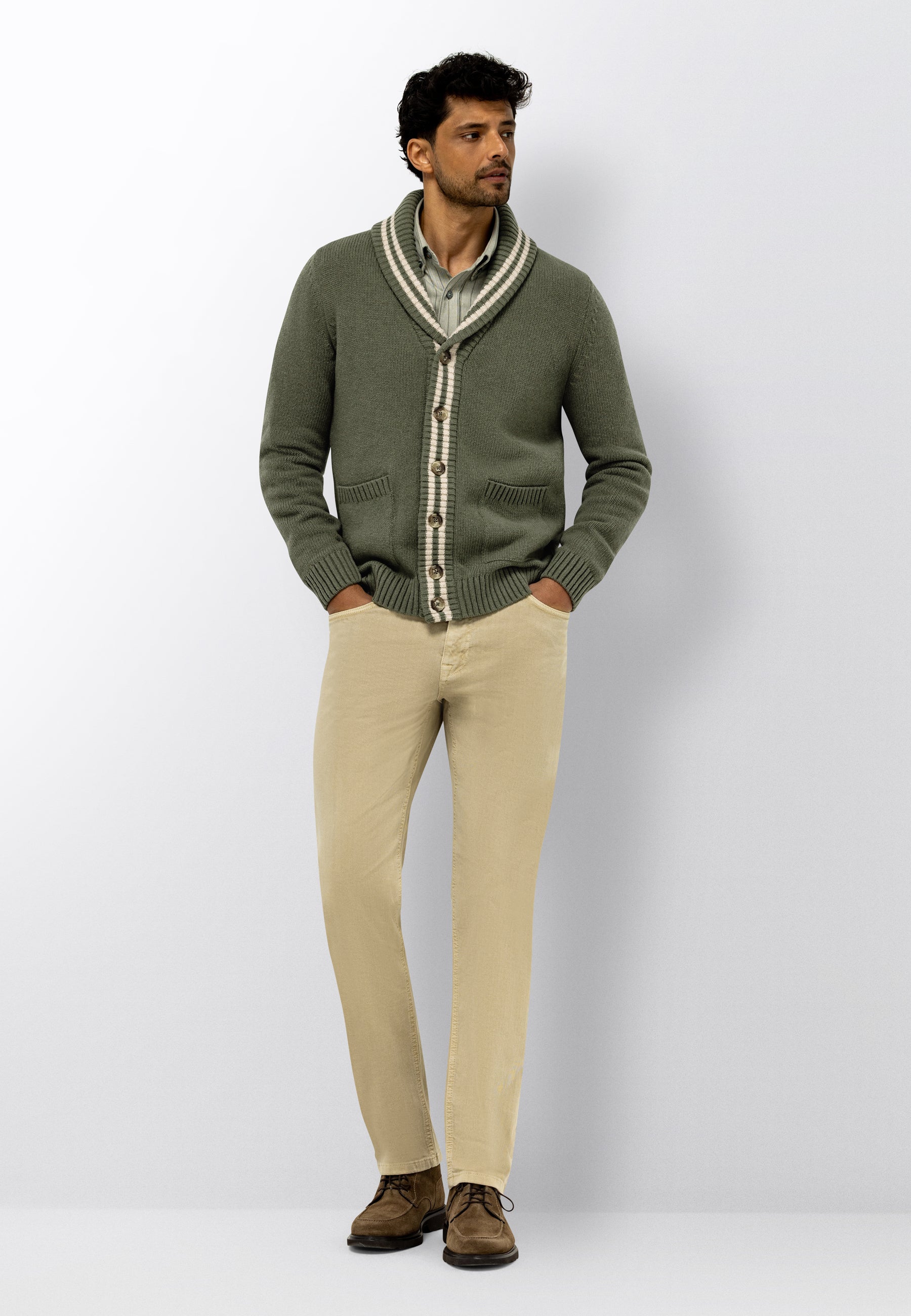 Chunky-knit cardigan with shawl collar