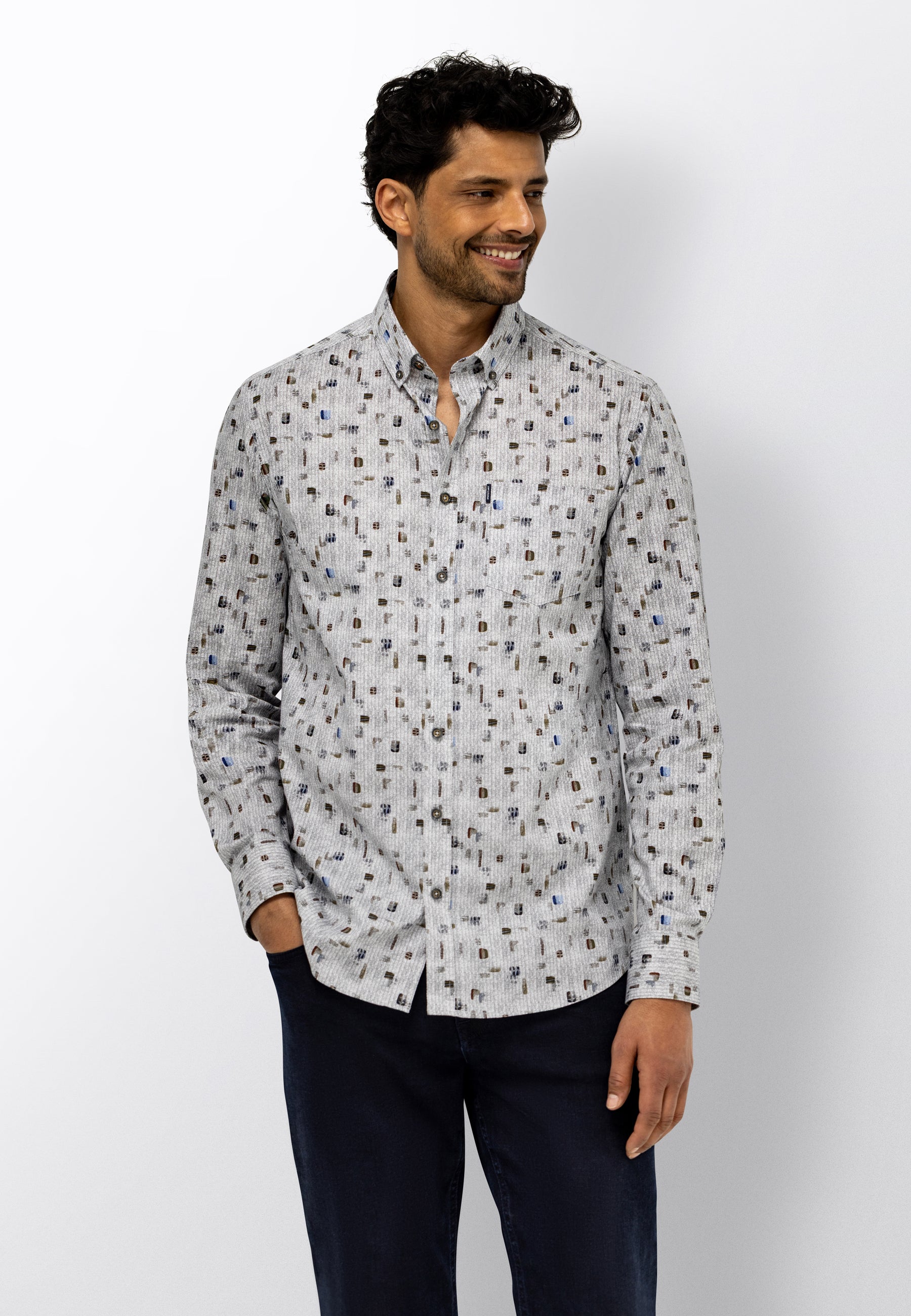 Shirt with textured pattern