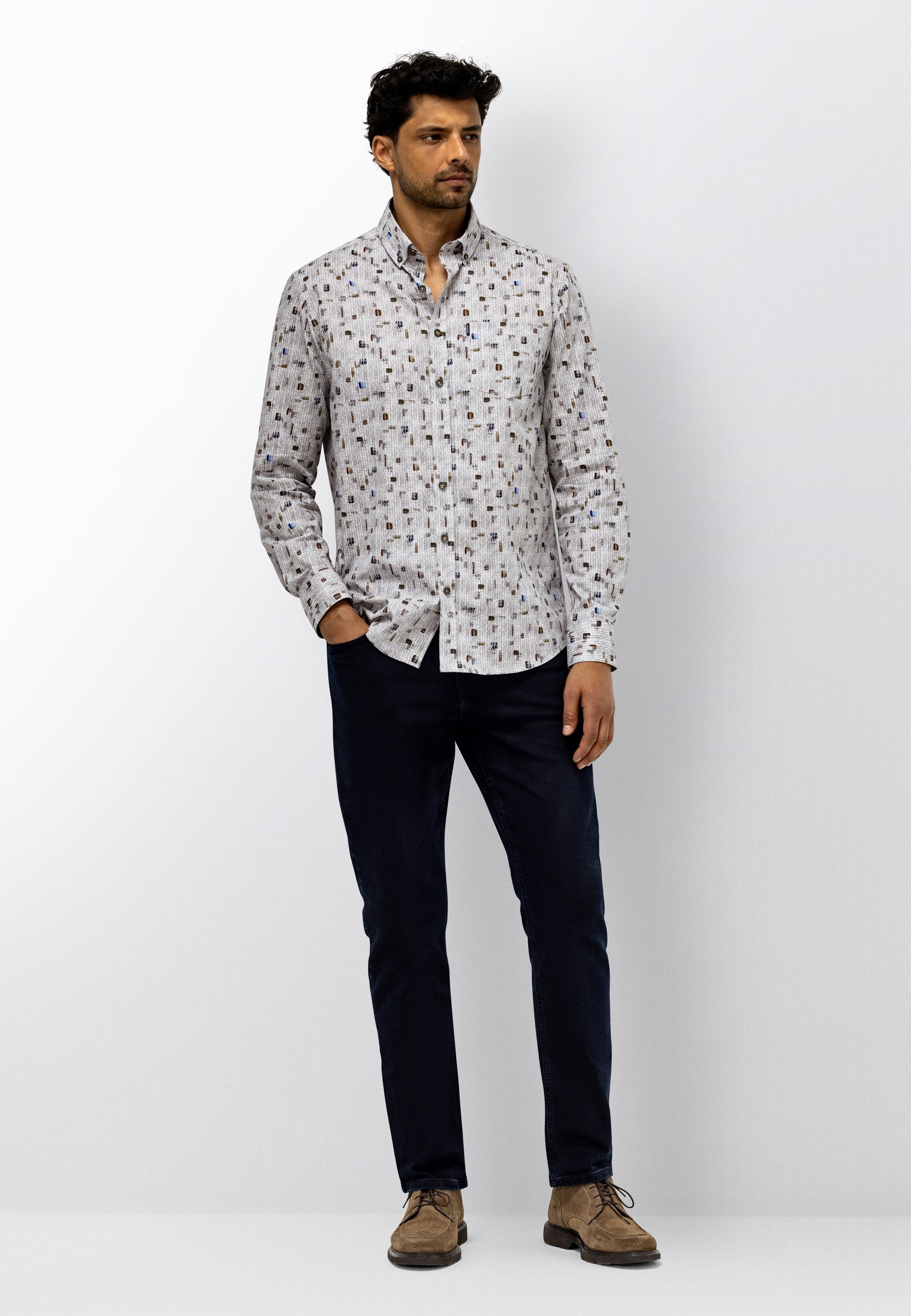 Shirt with textured pattern