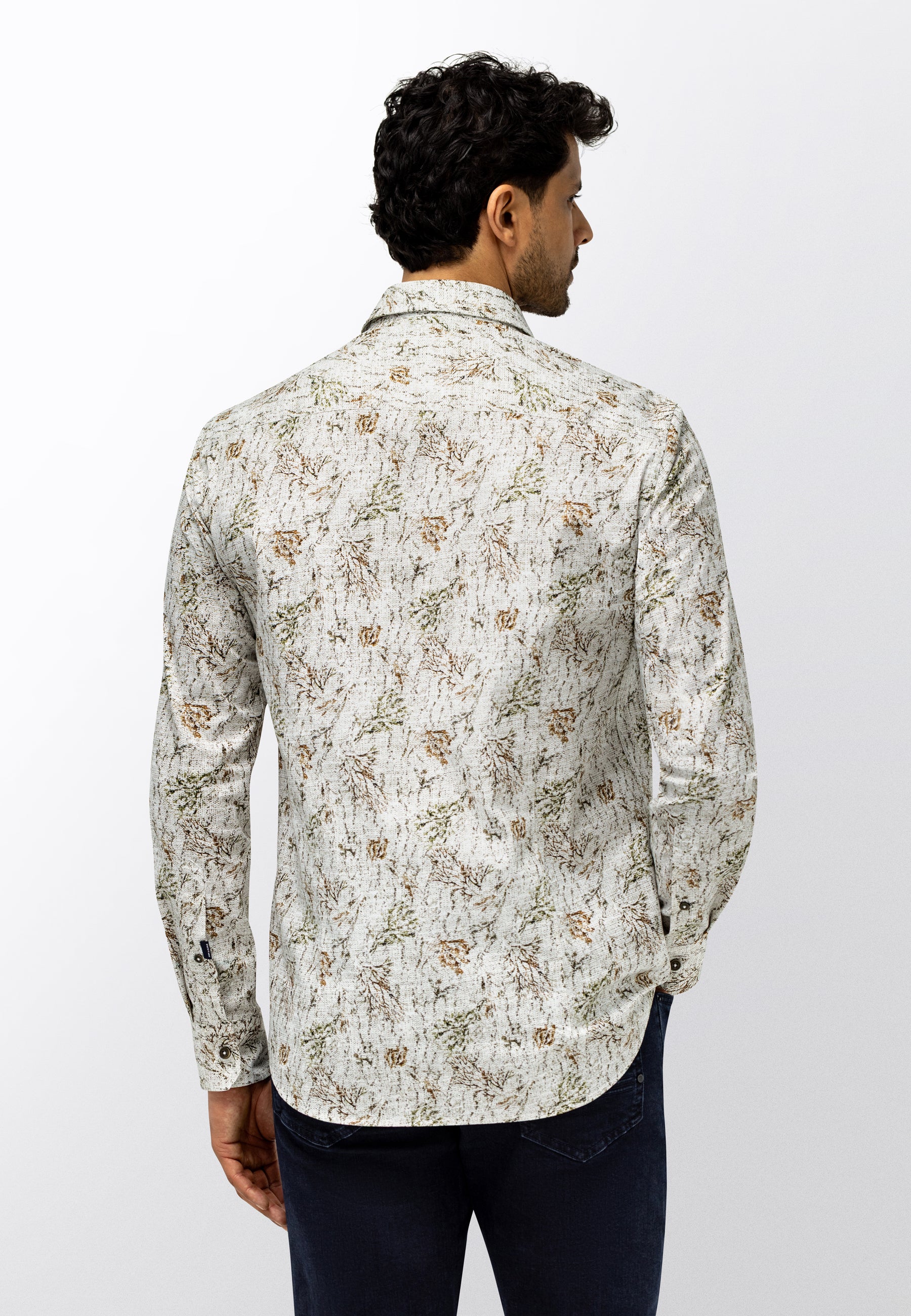 Shirt with botanical print