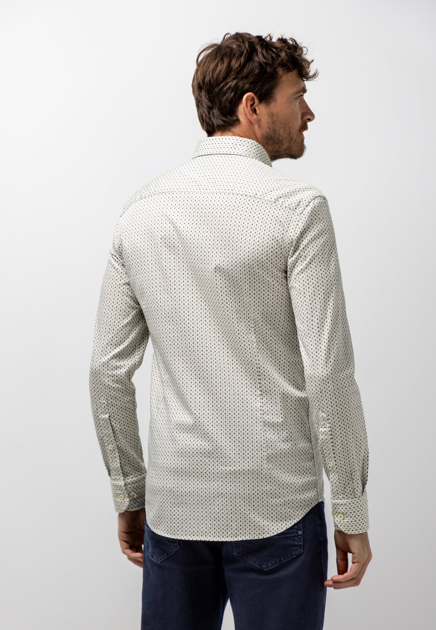 Shirt with graphic all-over print