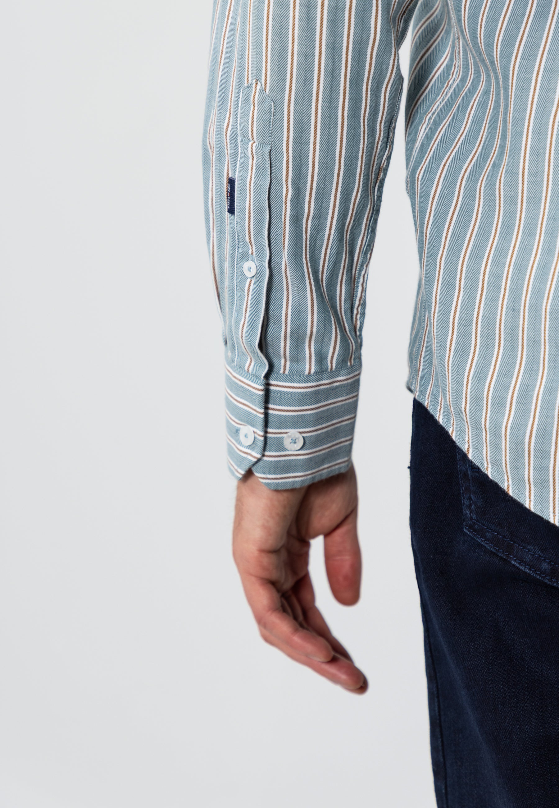 Chemise à motif rayé