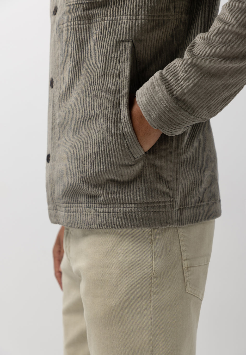 Overshirt aus Cordstoff