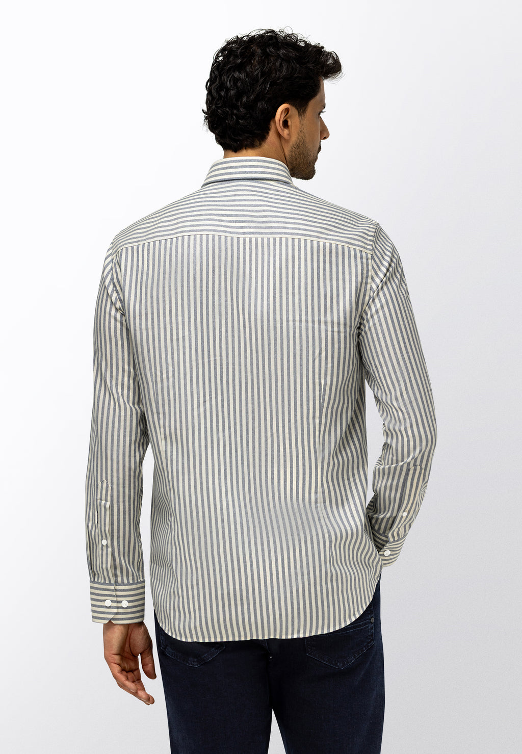 Shirt with striped pattern