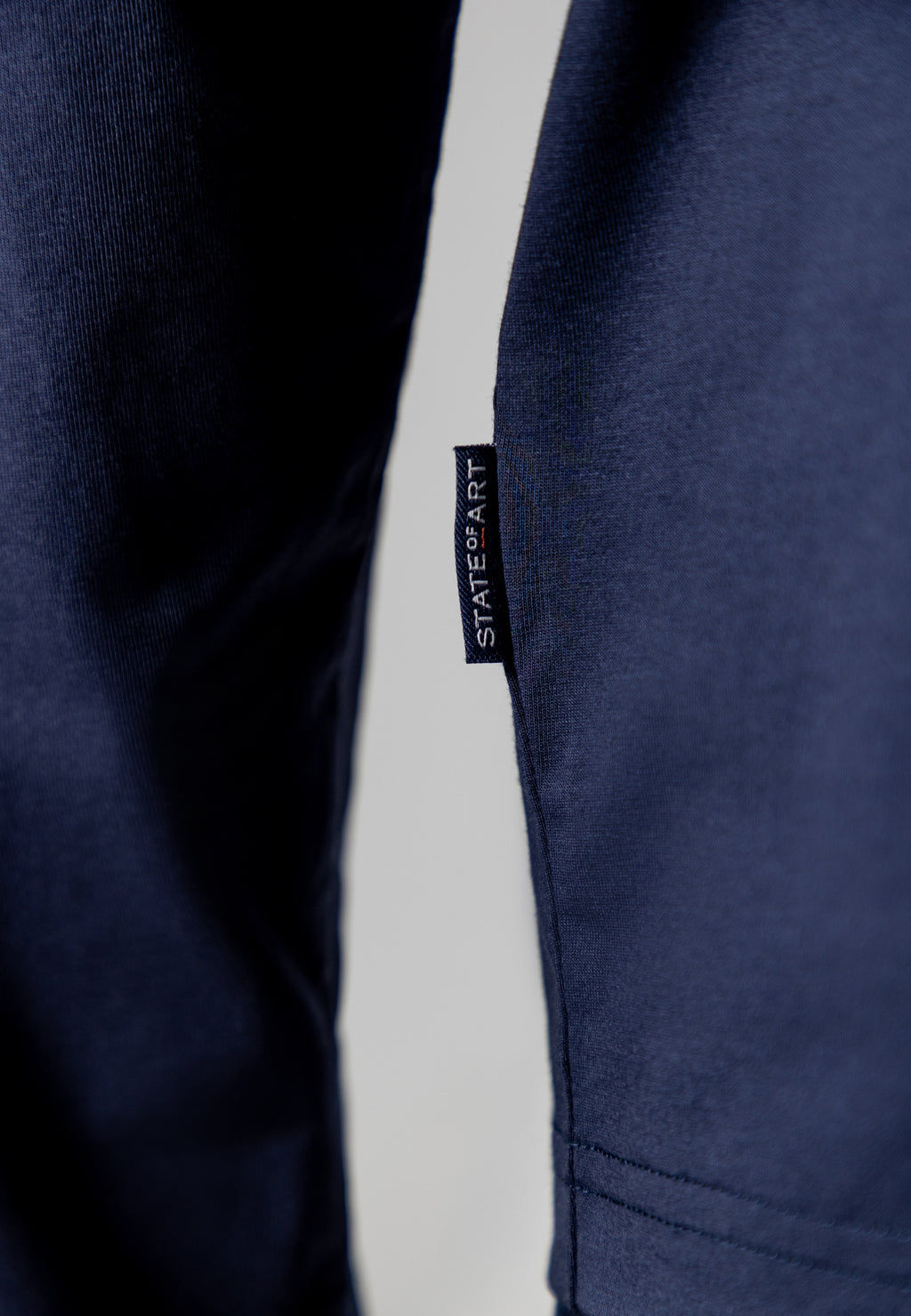 Long-sleeved T-shirt