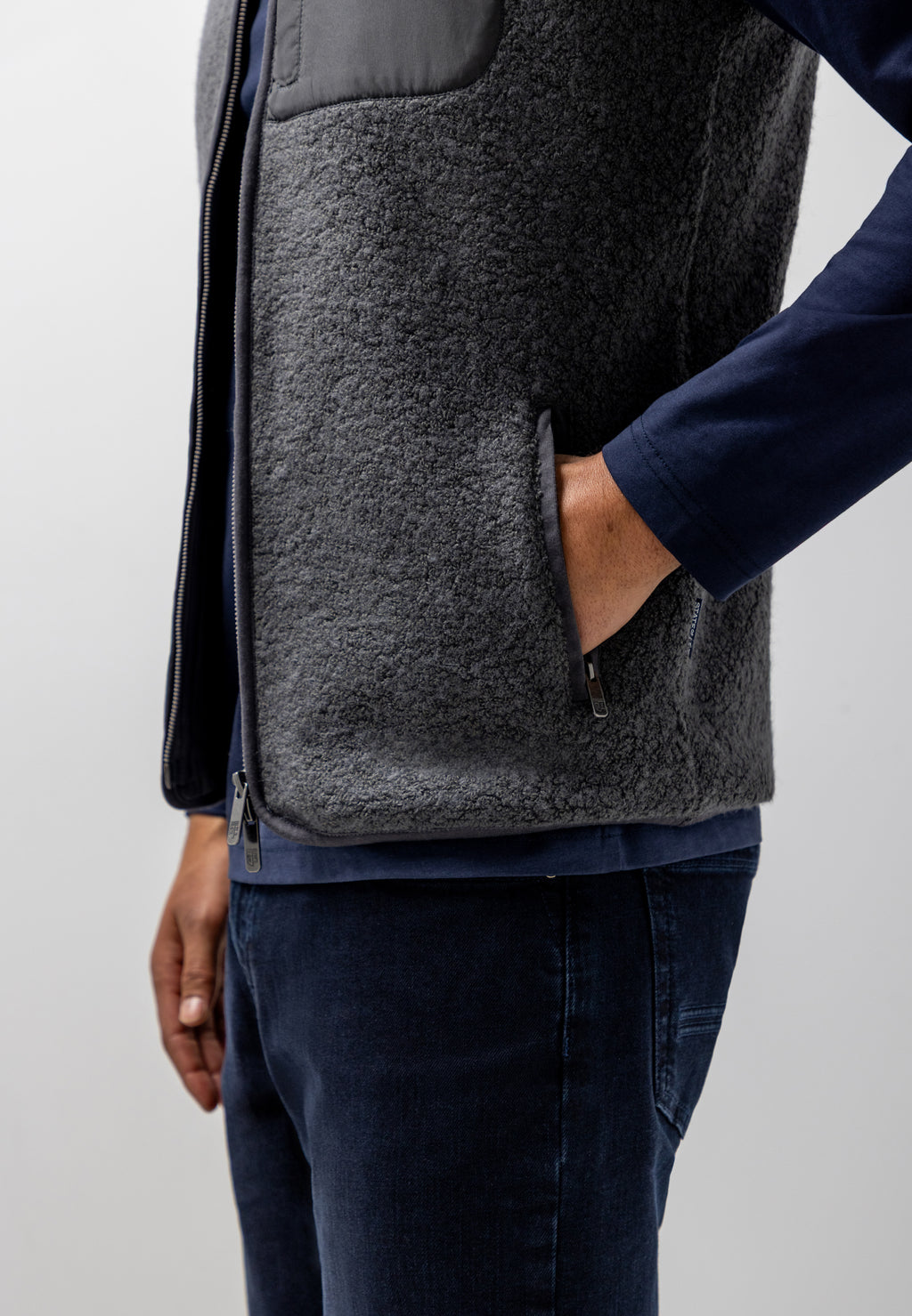 Bodywarmer in teddy fabric