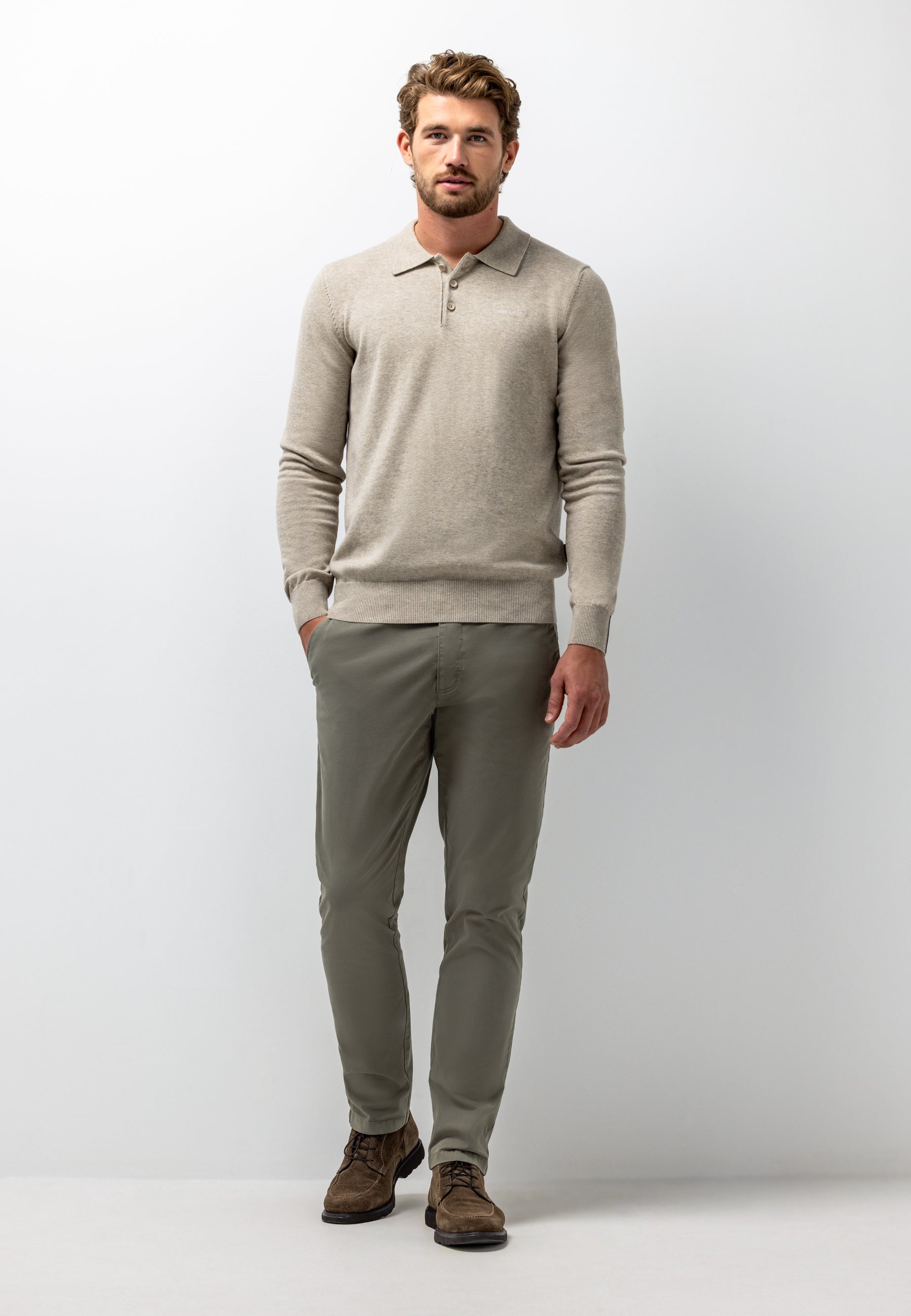 Chino NAVIGATOR en sergé stretch