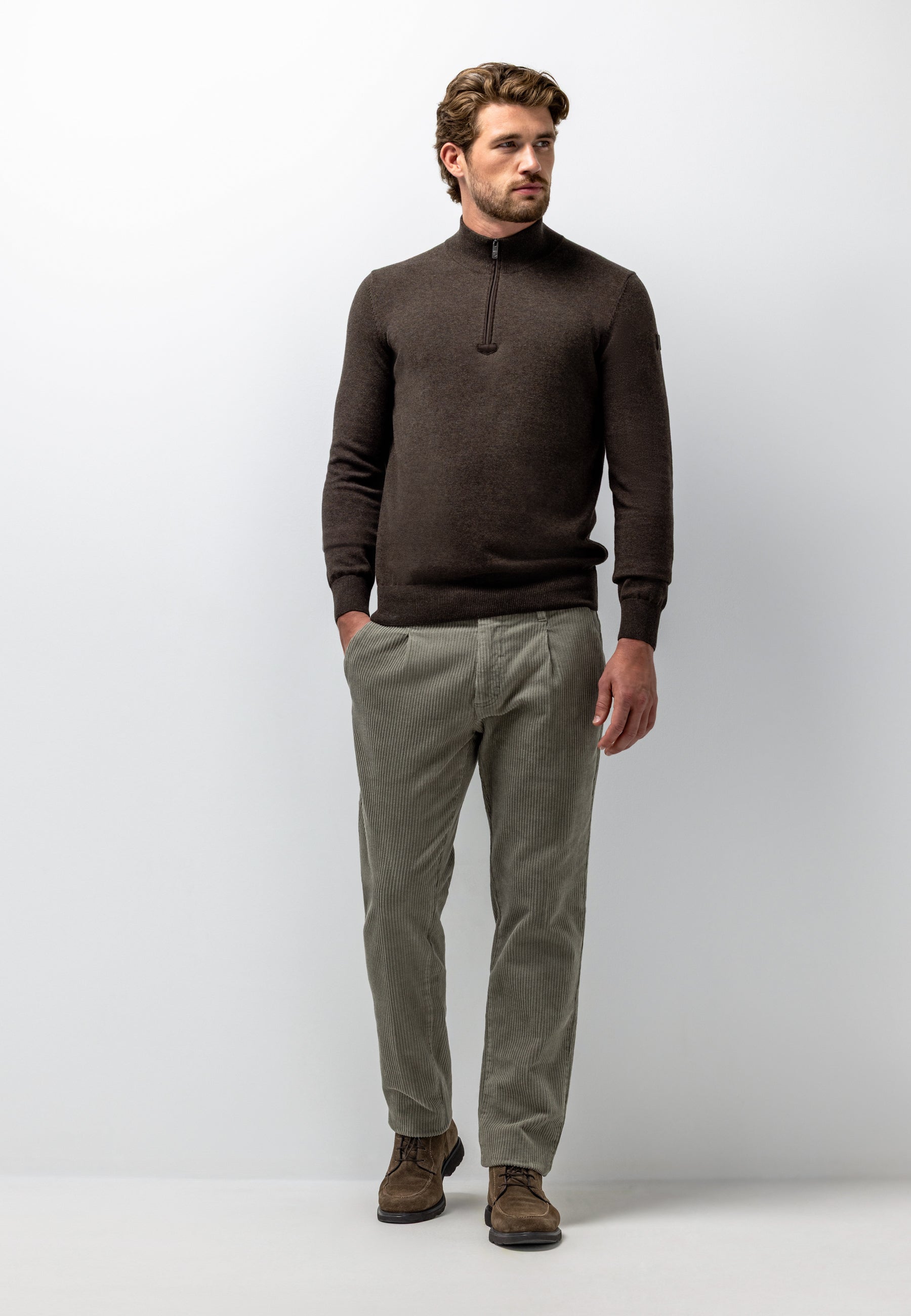 NAVIGATOR stretch corduroy chinos