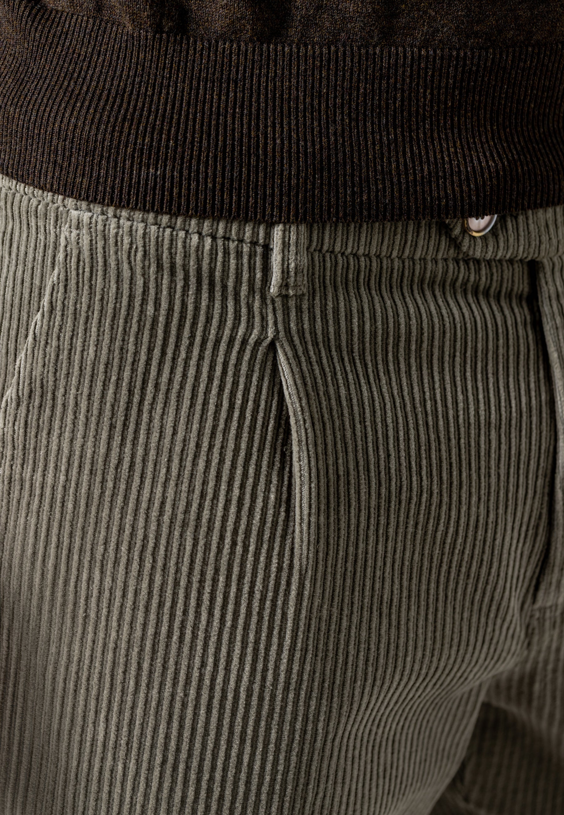 NAVIGATOR stretch corduroy chinos