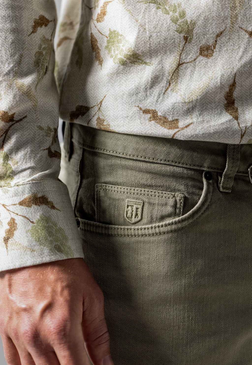RACER 5-pocket van gekleurd stretchdenim