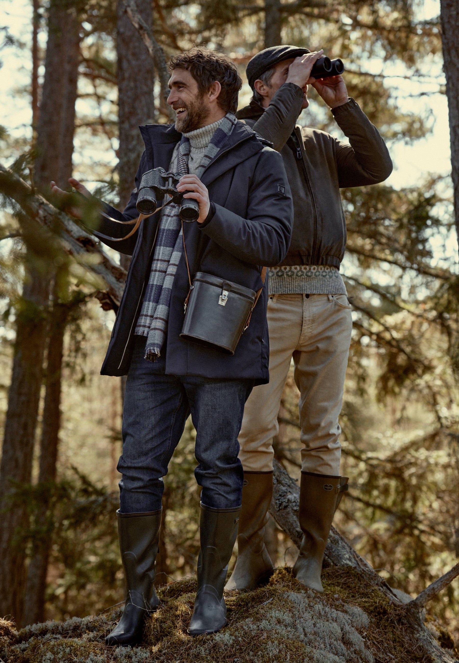 Parka with detachable hood