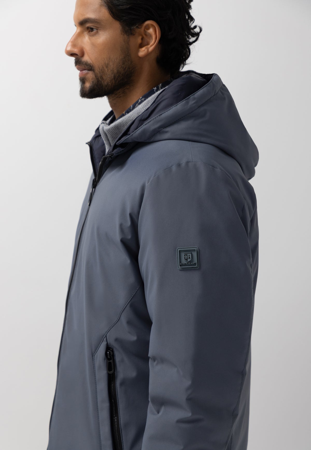 Wendbare Jacke mit Kapuze