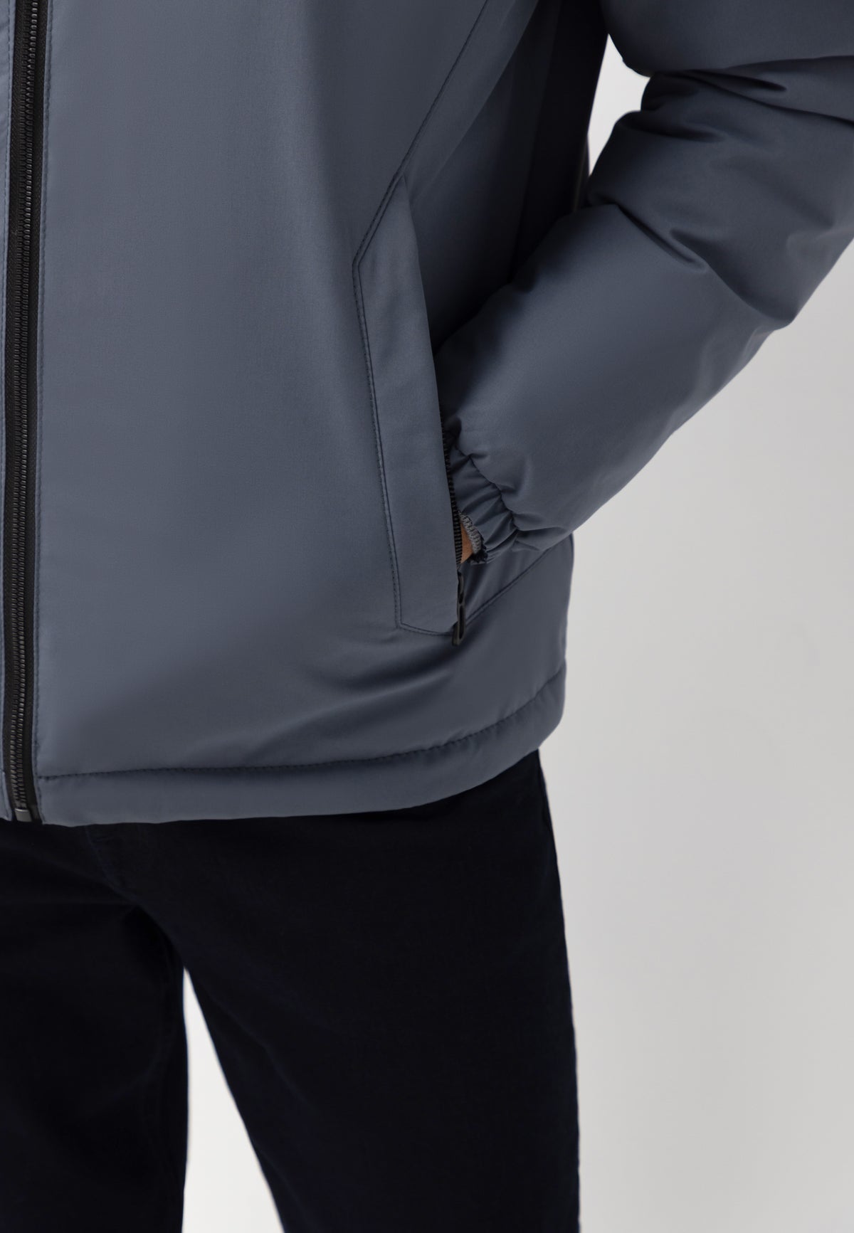 Wendbare Jacke mit Kapuze