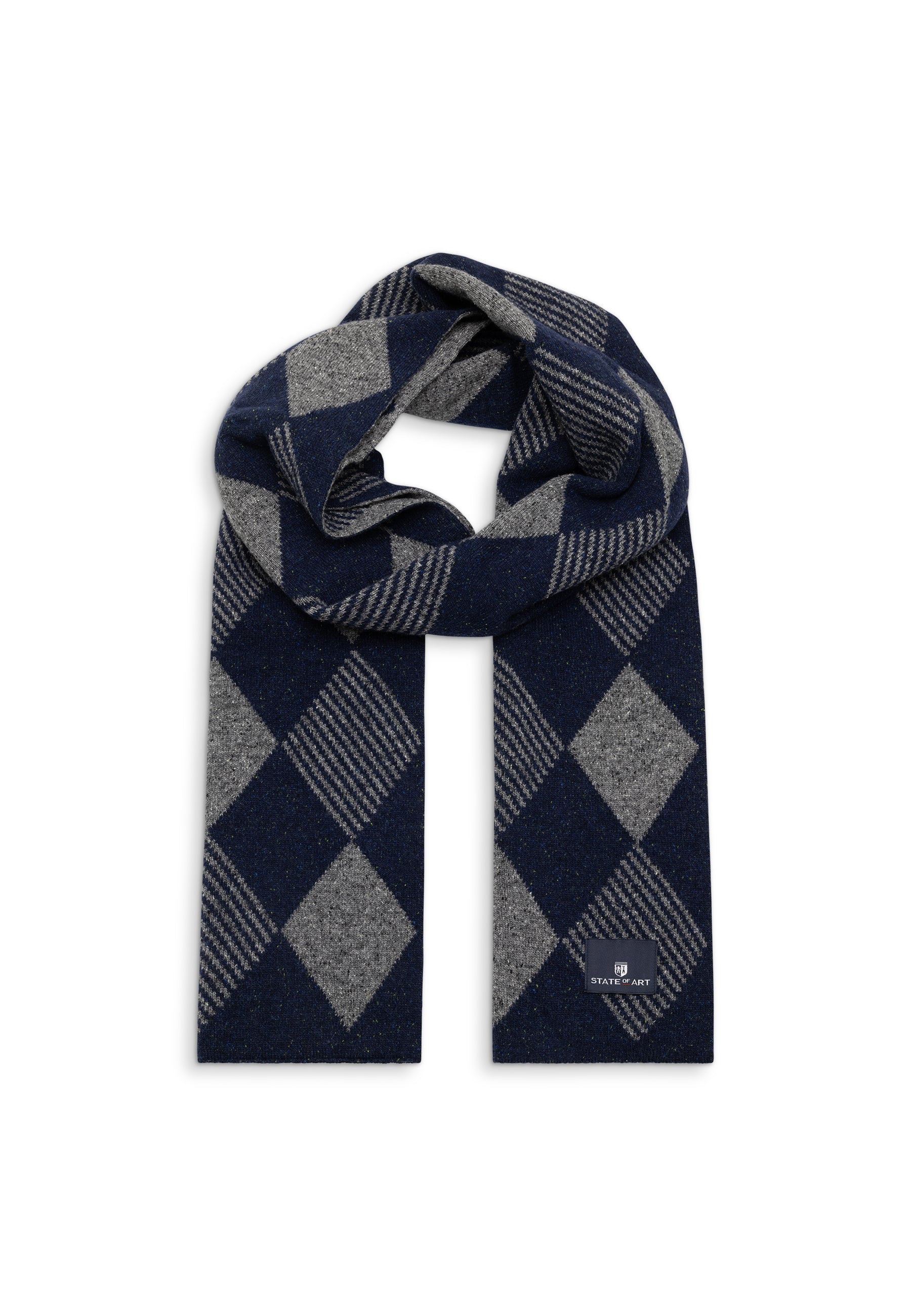 Scarf with large checks