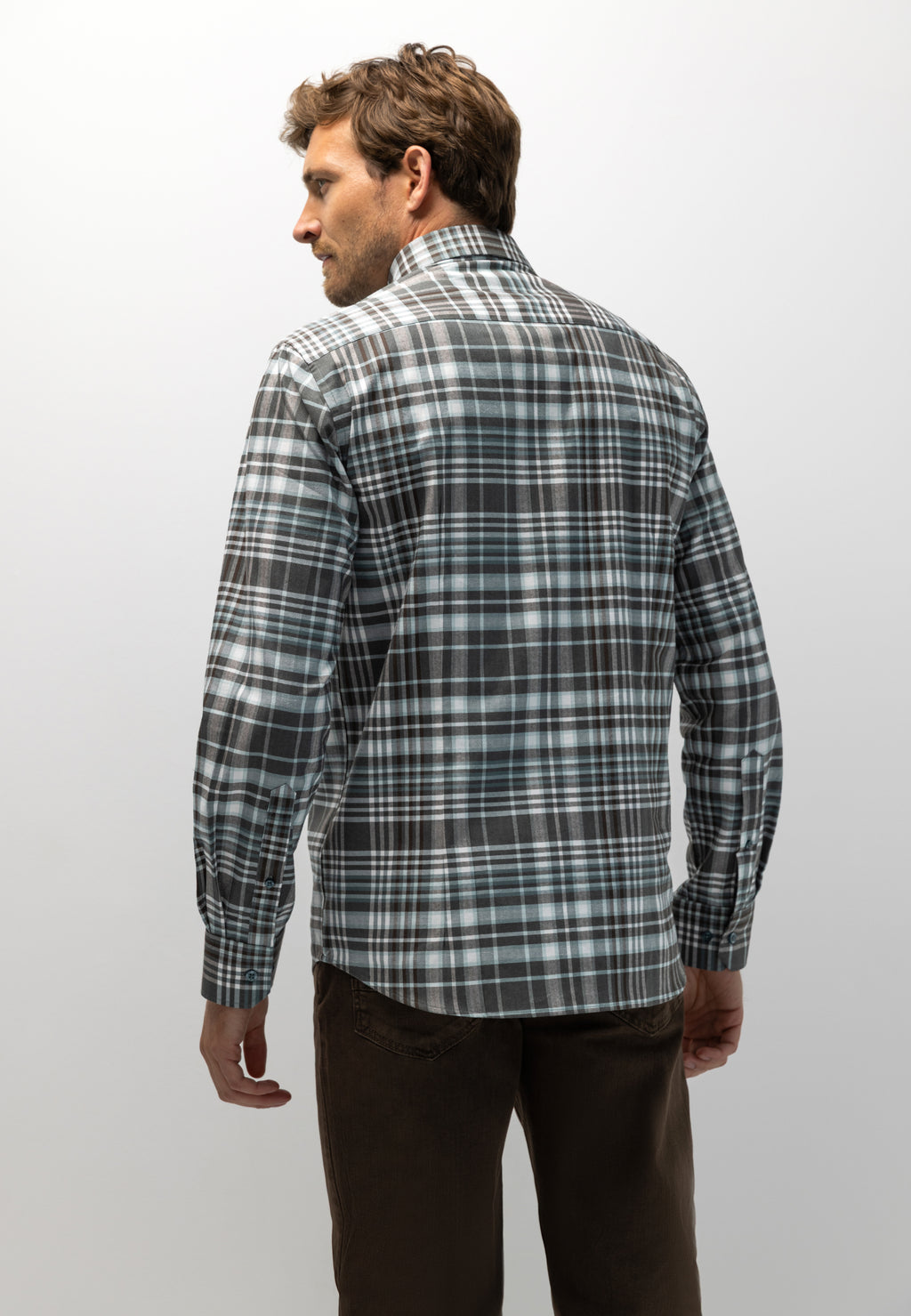Shirt with check pattern
