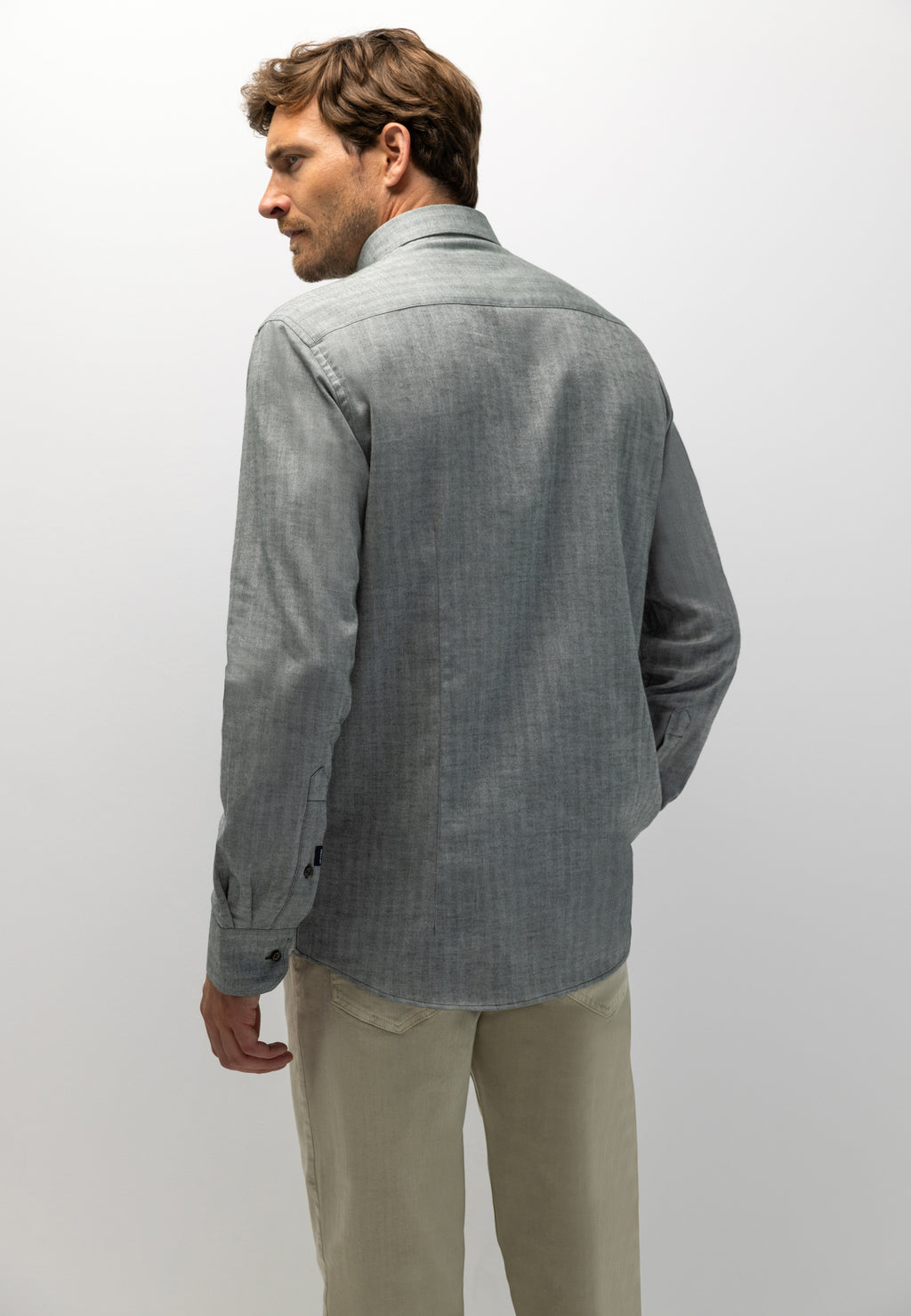 Shirt with herringbone pattern