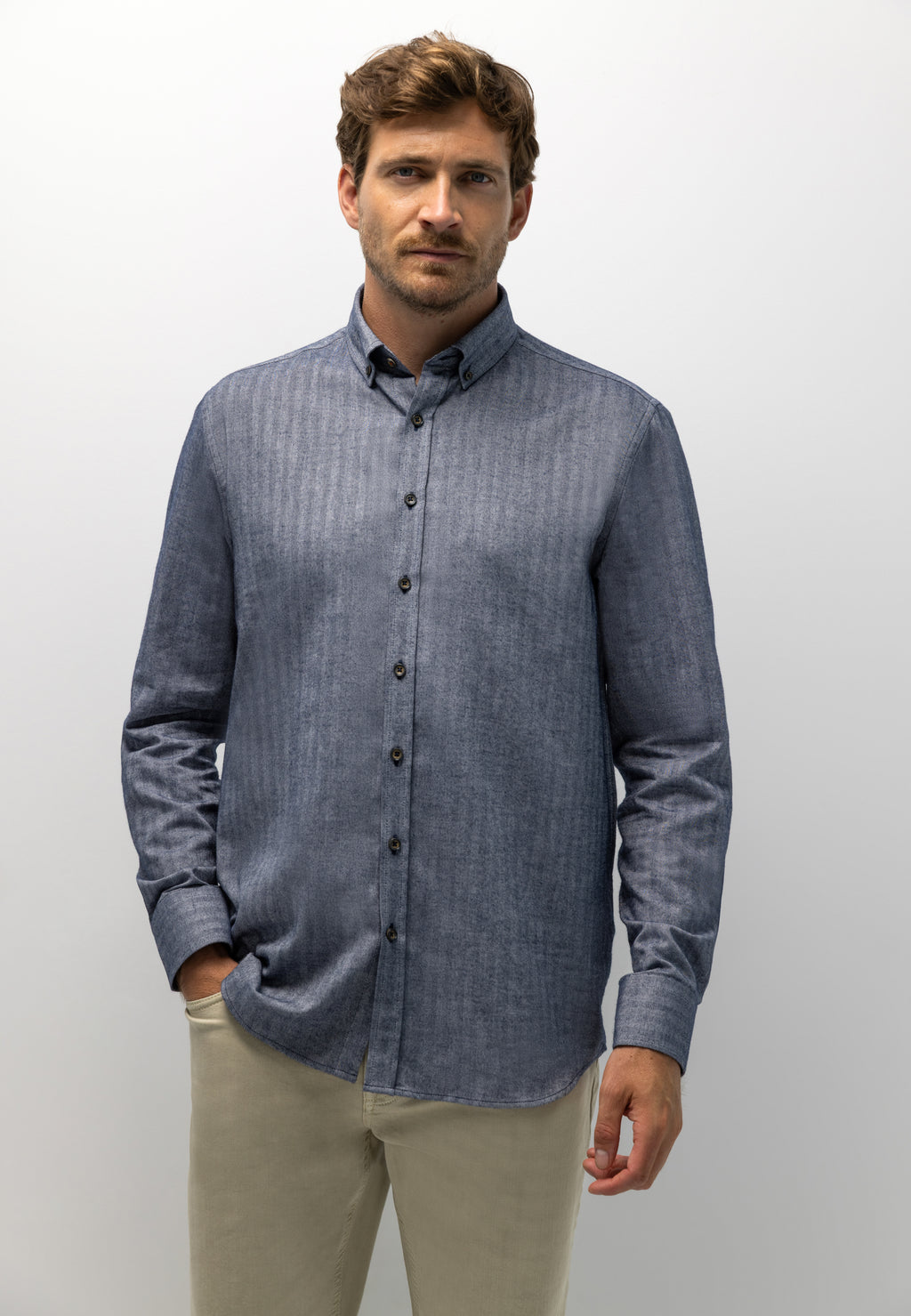 Shirt with herringbone pattern