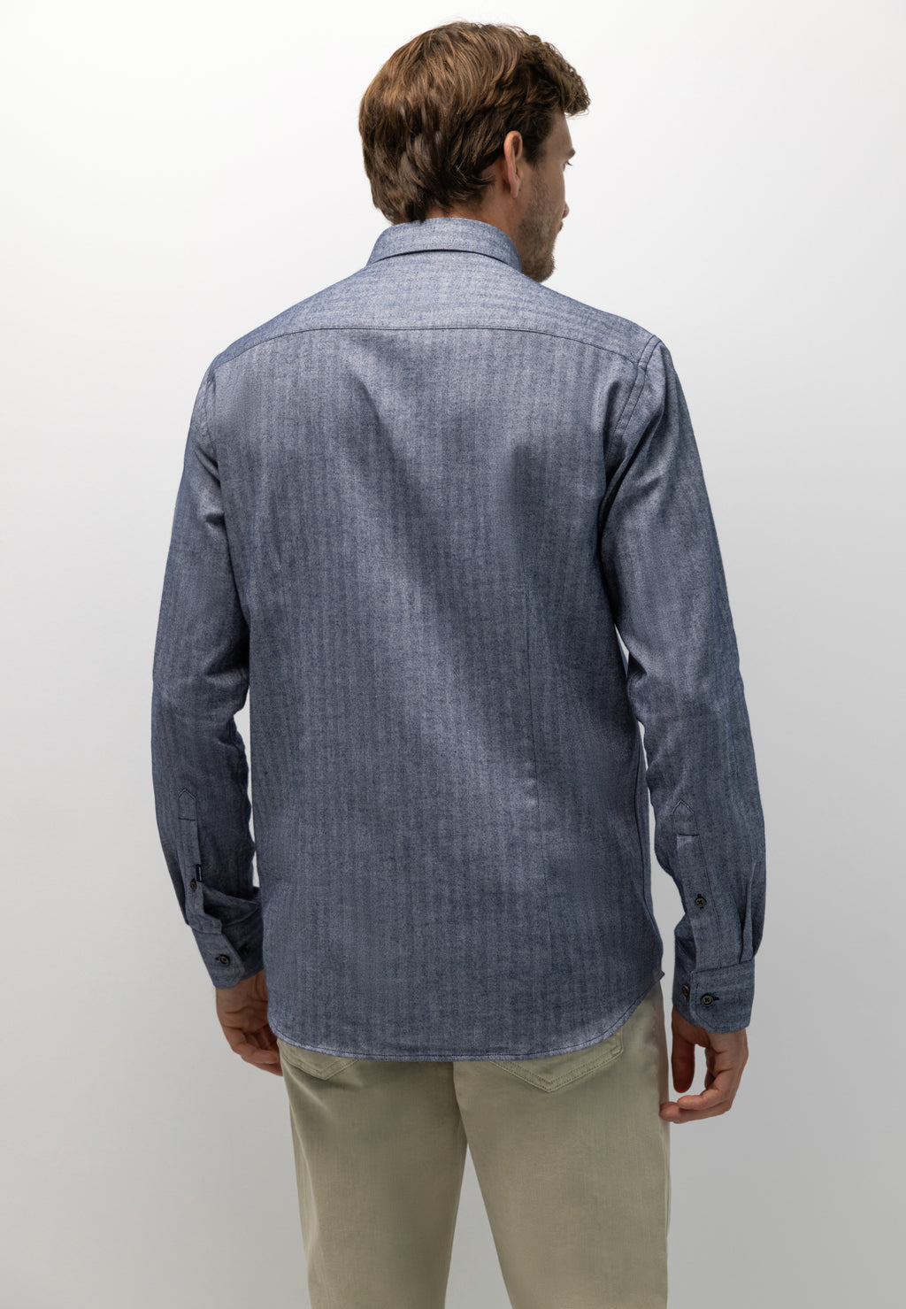 Shirt with herringbone pattern