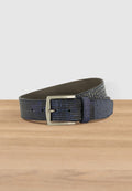 Belt in textured leather