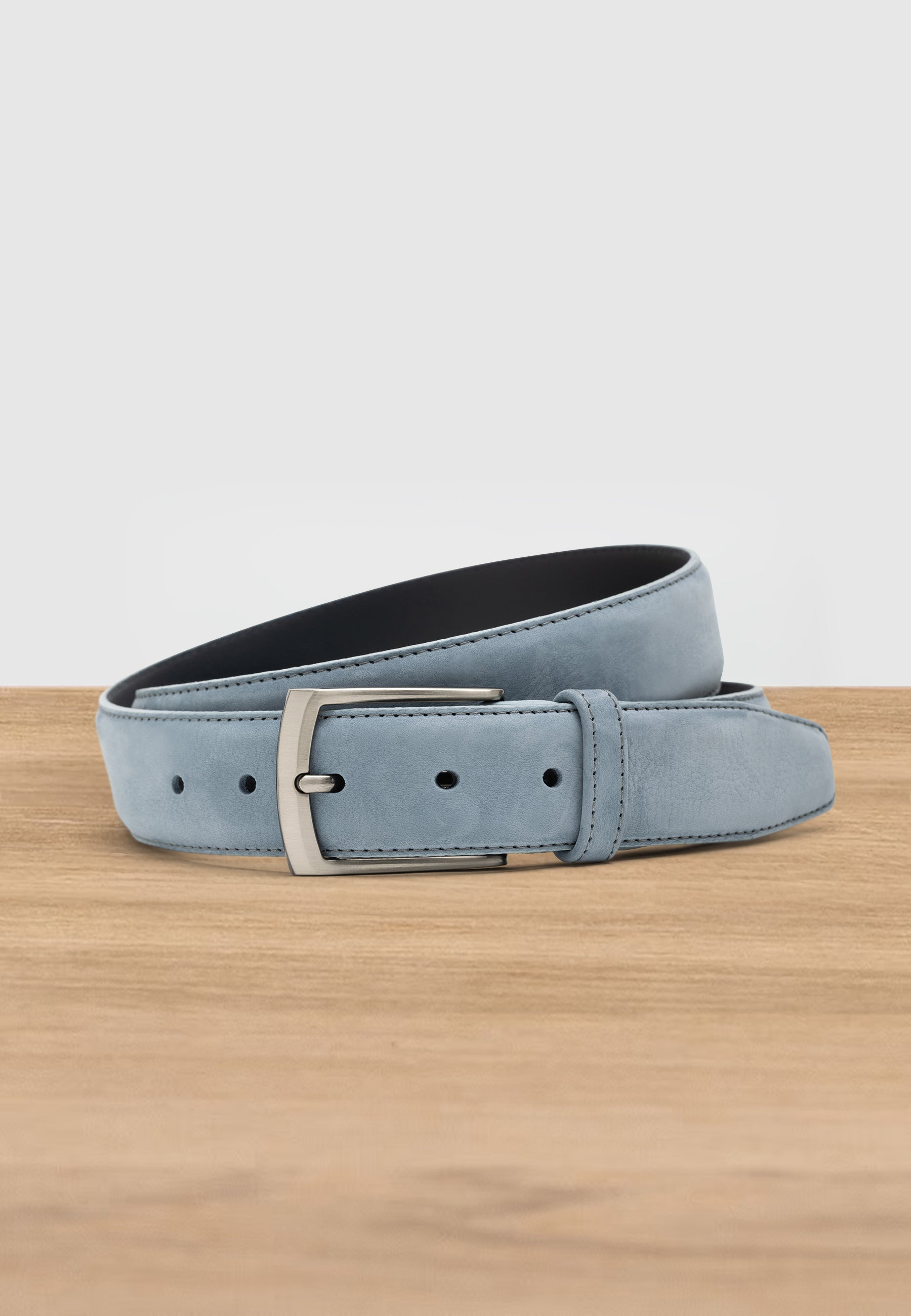 Leather belt