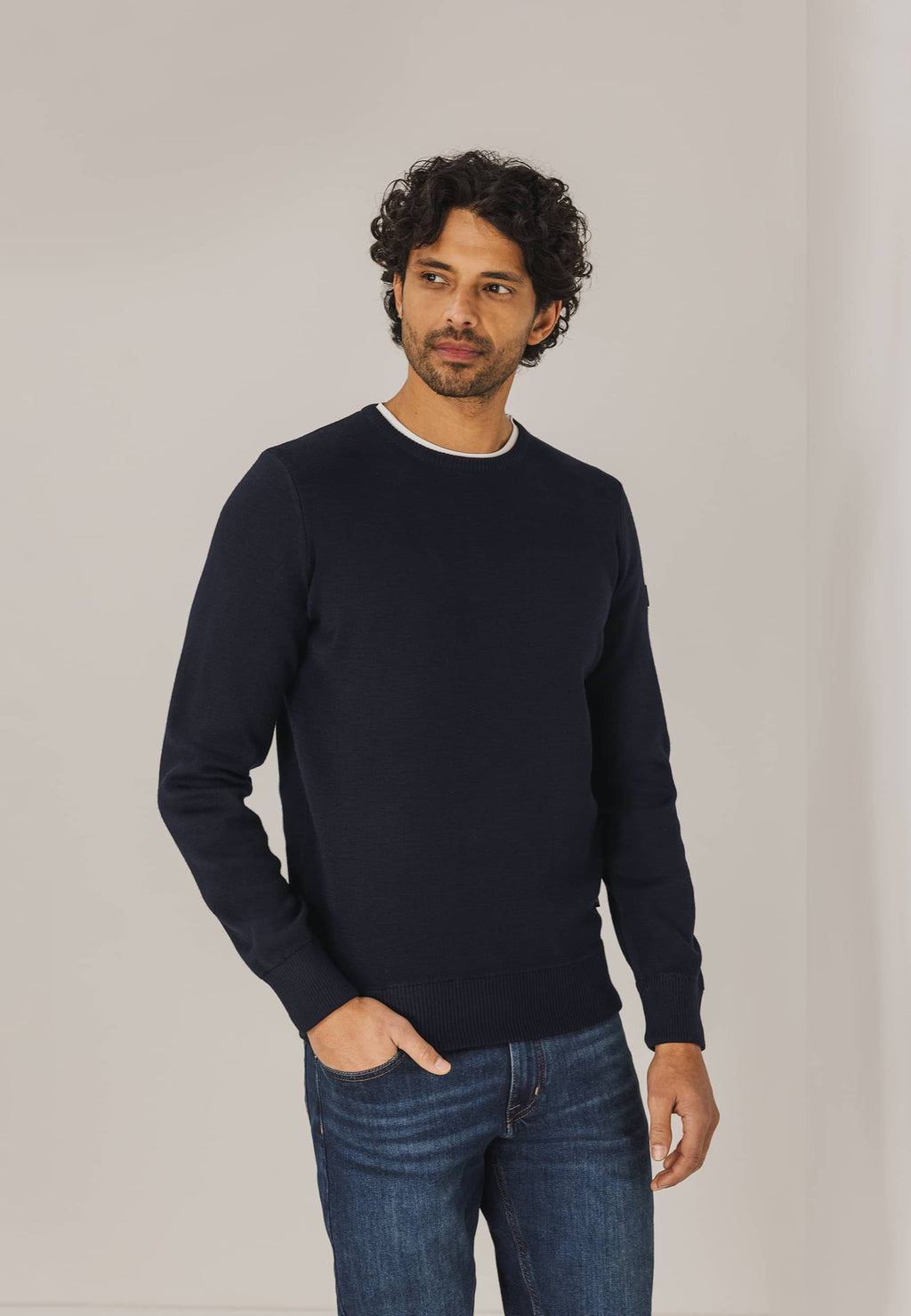 Pull ESSENTIALS à col rond
